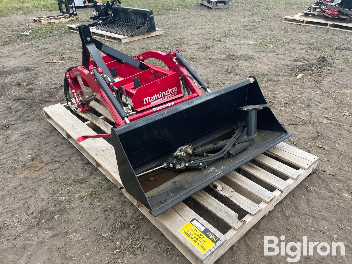 Mahindra 23L Box Blade & Loader Attachments BigIron Auctions