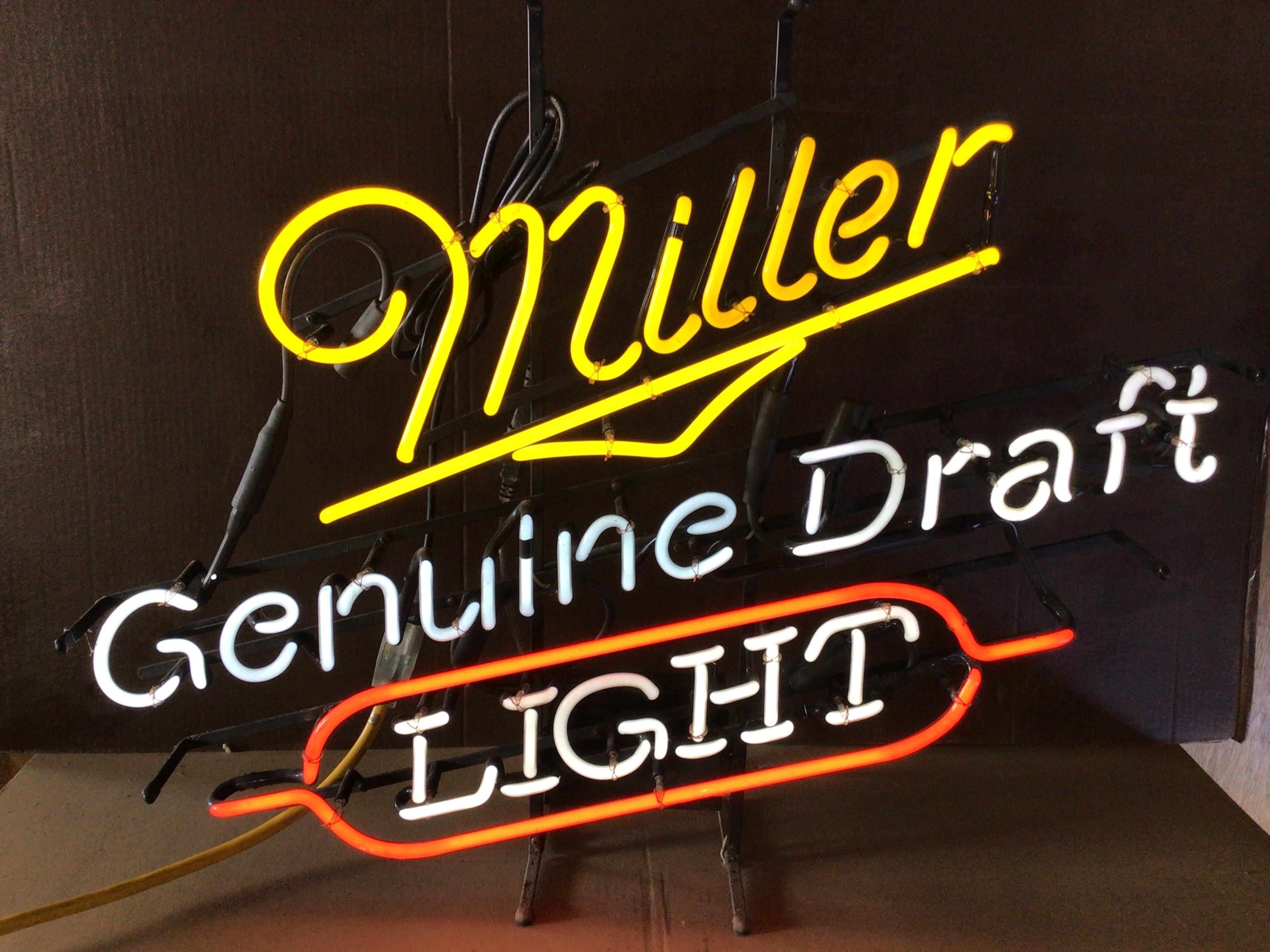 Miller Genuine Draft Light Neon Sign BigIron Auctions