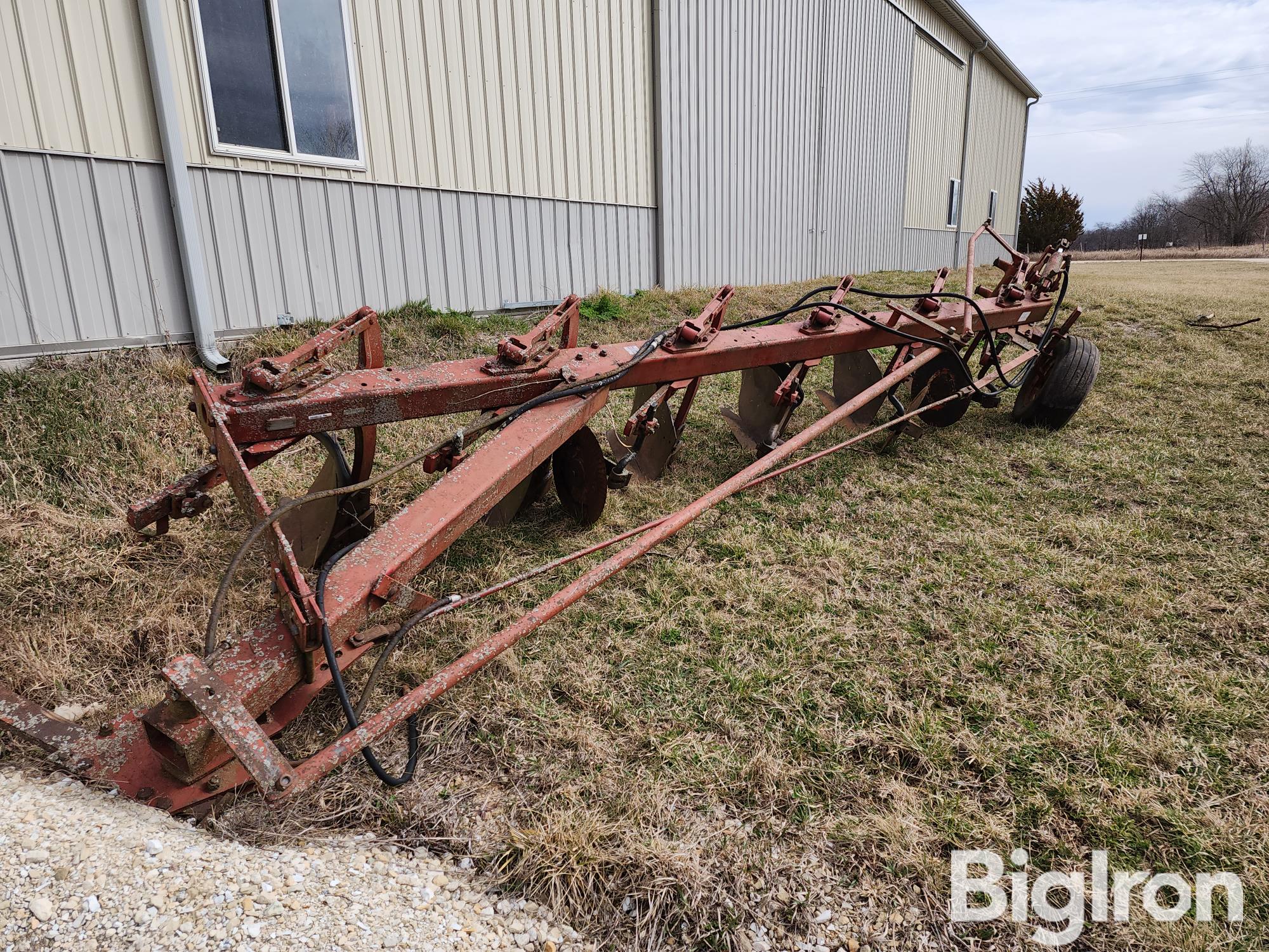 International 720 6-Row Plow BigIron Auctions