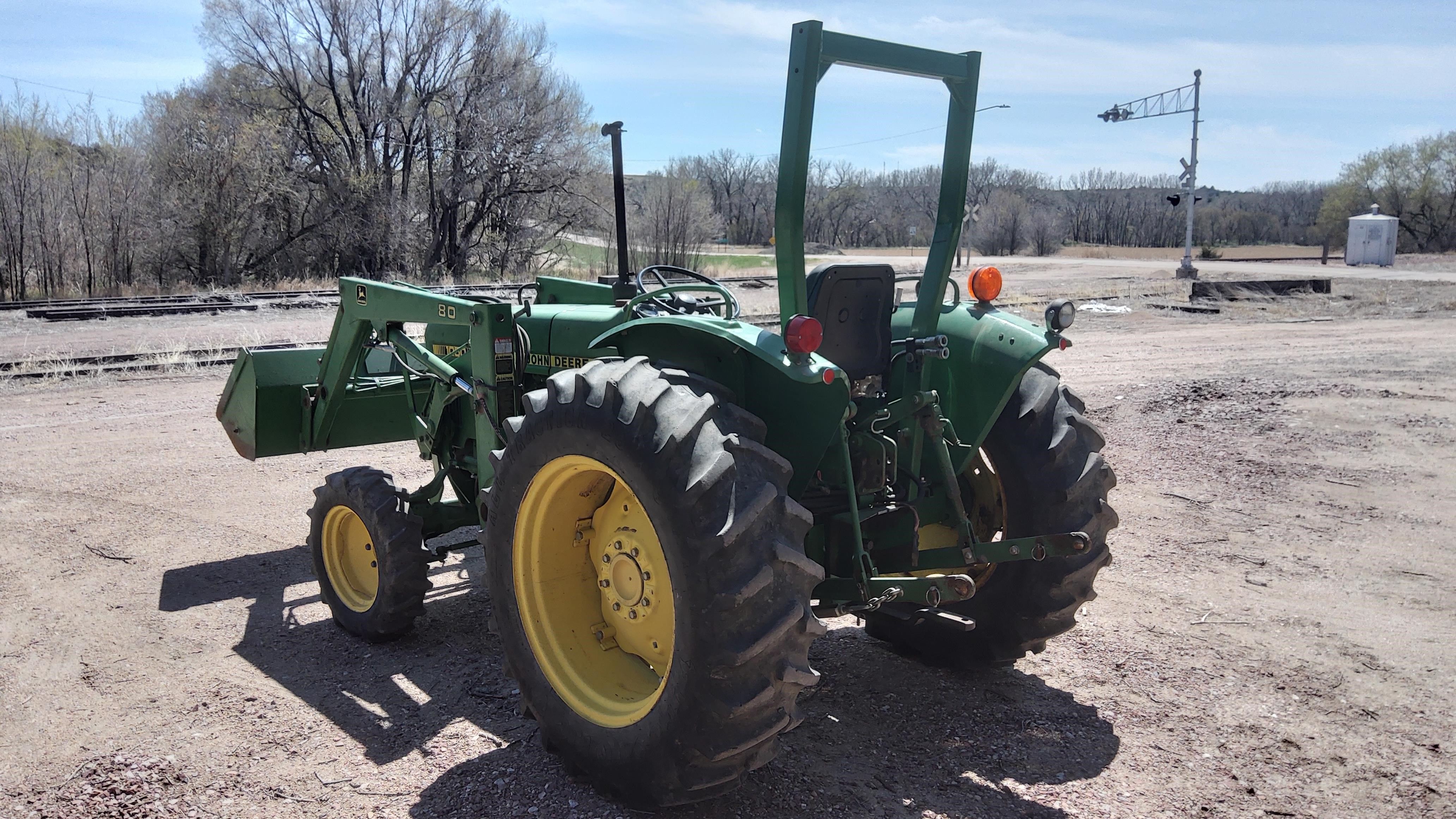 1988 John Deere 1050 Compact Utility Tractor Wloader Bigiron Auctions 2216