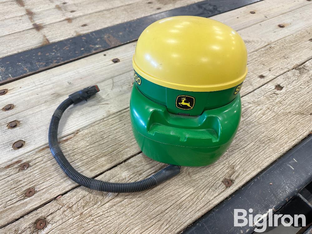 John Deere StarFire 3000 GPS Receiver BigIron Auctions