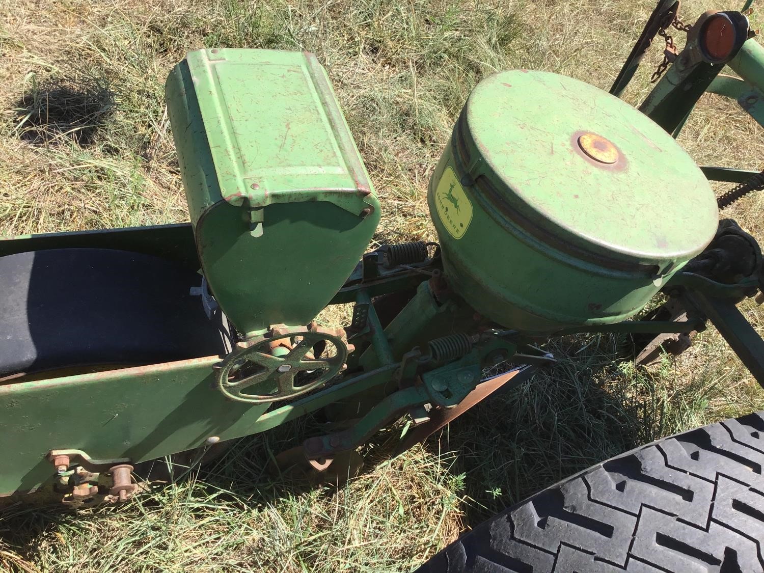 John Deere 494a 4 Row Planter Bigiron Auctions 0645