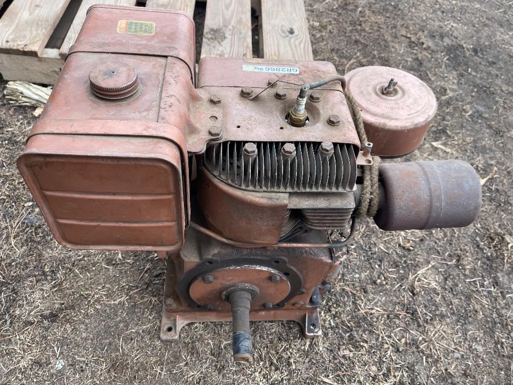 Briggs & Stratton 10 Hp Horizontal Shaft Gas Engine BigIron Auctions