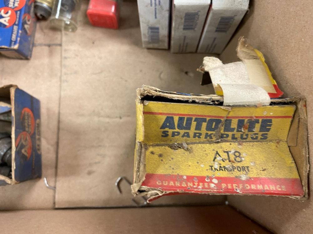 Motorcraft , AutoLite, Champion, ACDelco Spark Plugs BigIron Auctions