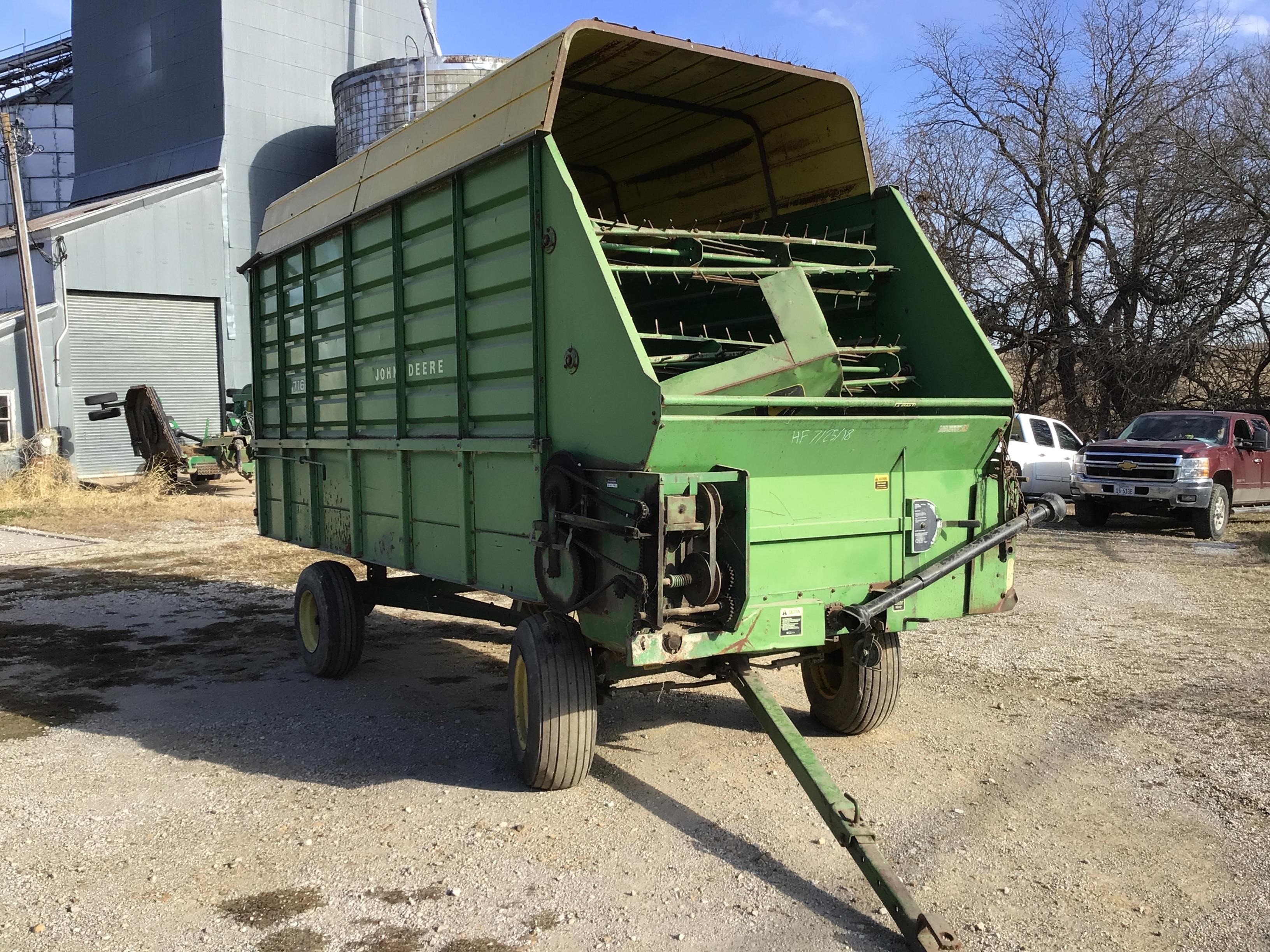 john-deere-716-forage-wagon-bigiron-auctions