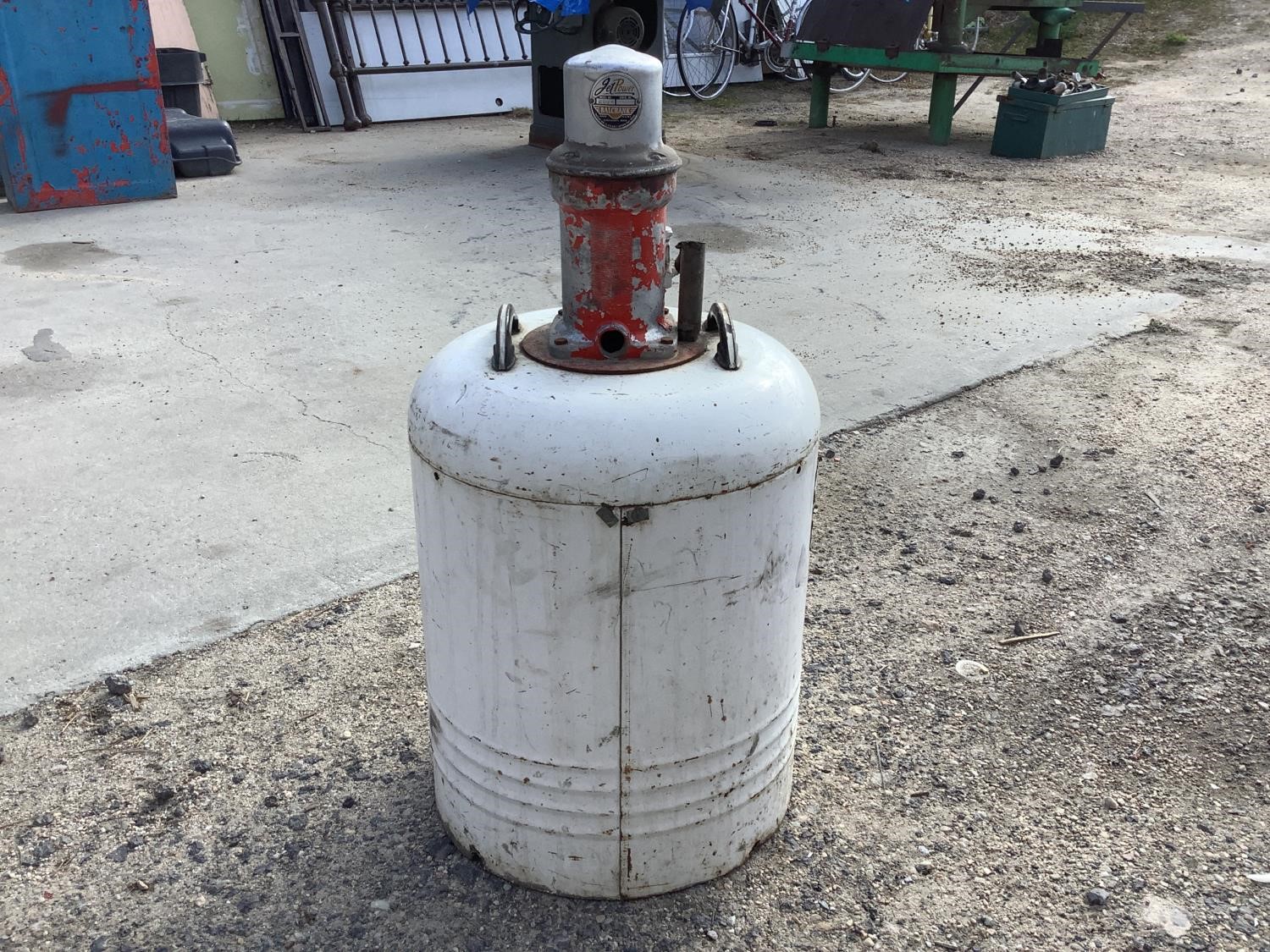 Balcrank JetPower 2874 Grease Pump Lid BigIron Auctions