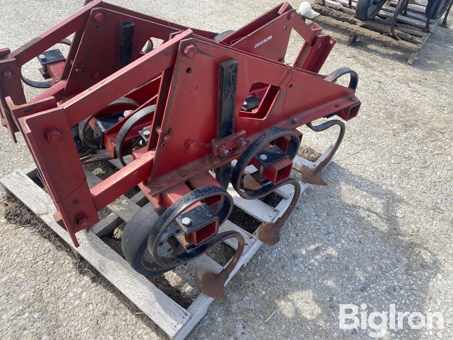 Case Ih Row Crop Cultivator Units Bigiron Auctions