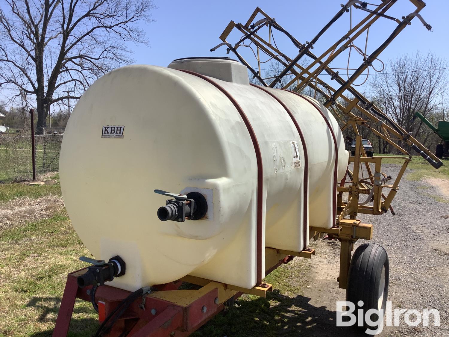 KBH Pull Behind Sprayer 45’ Booms BigIron Auctions