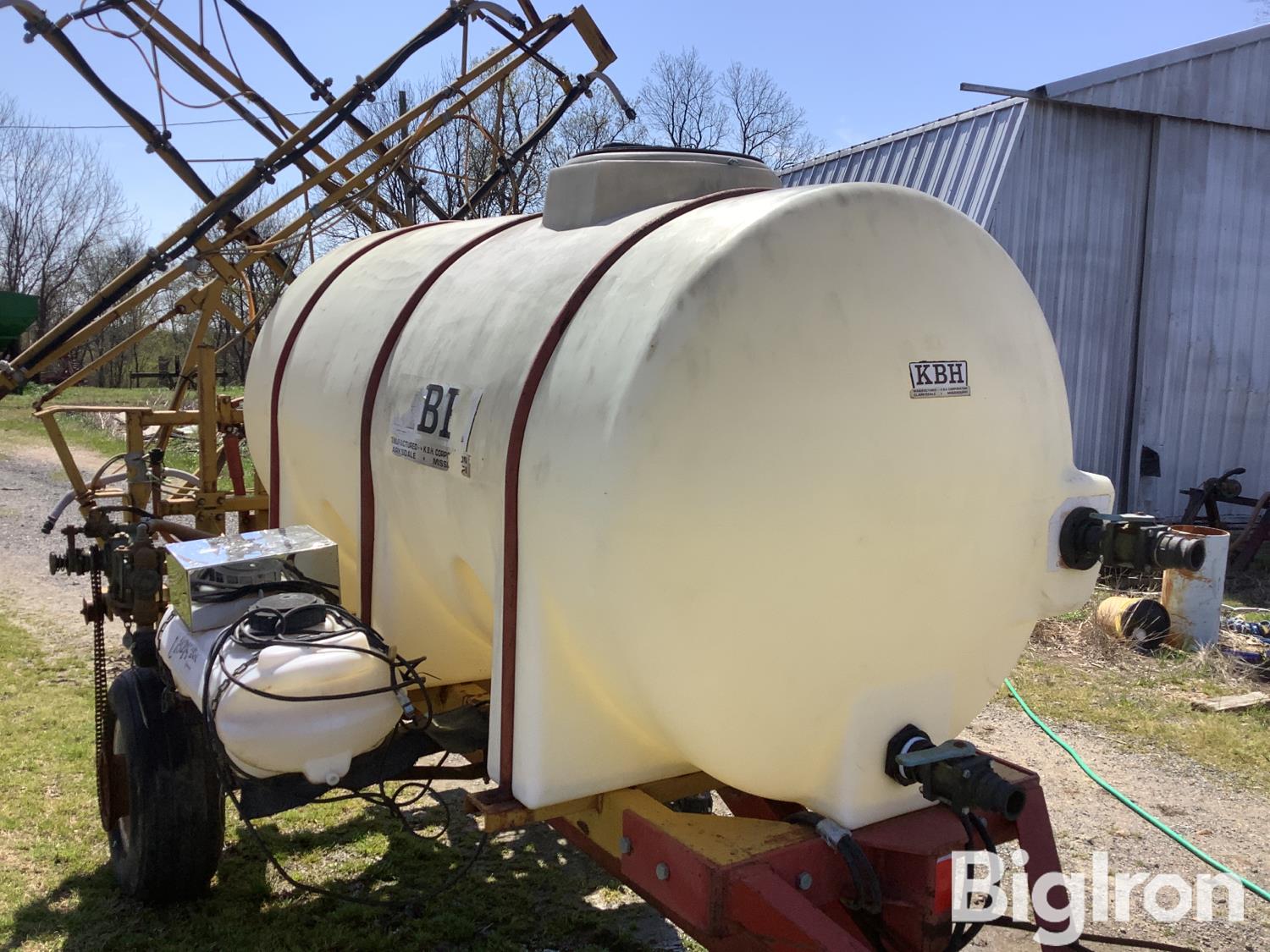 KBH Pull Behind Sprayer 45’ Booms BigIron Auctions