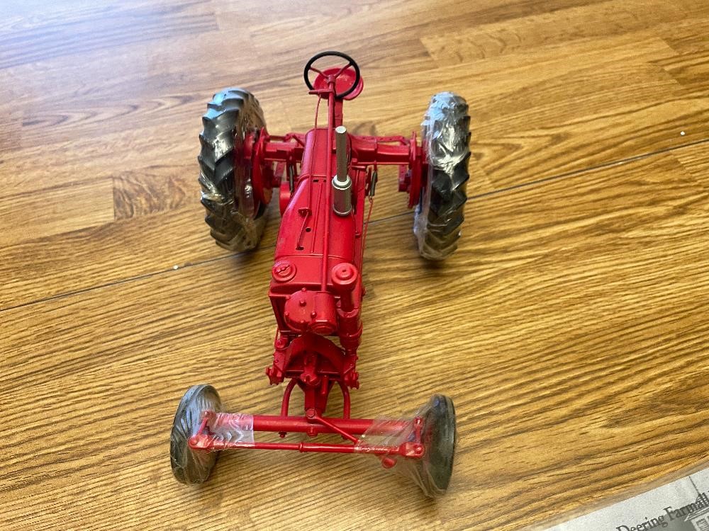 1994 Ertl McCormick-Deering F20 Farmall 1/16th Scale Precision Series ...