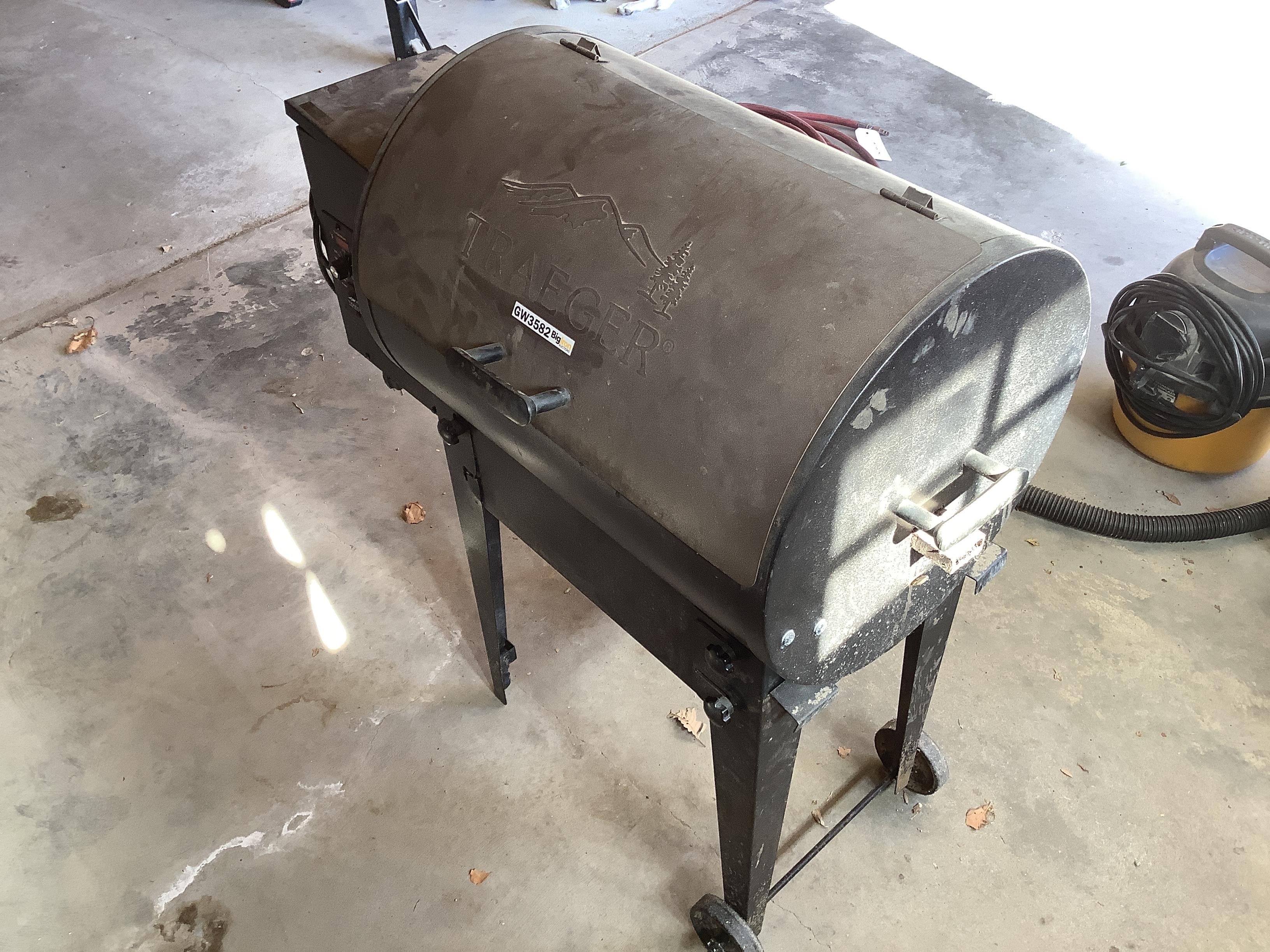 Traeger TFB30LZB Pellet Grill BigIron Auctions