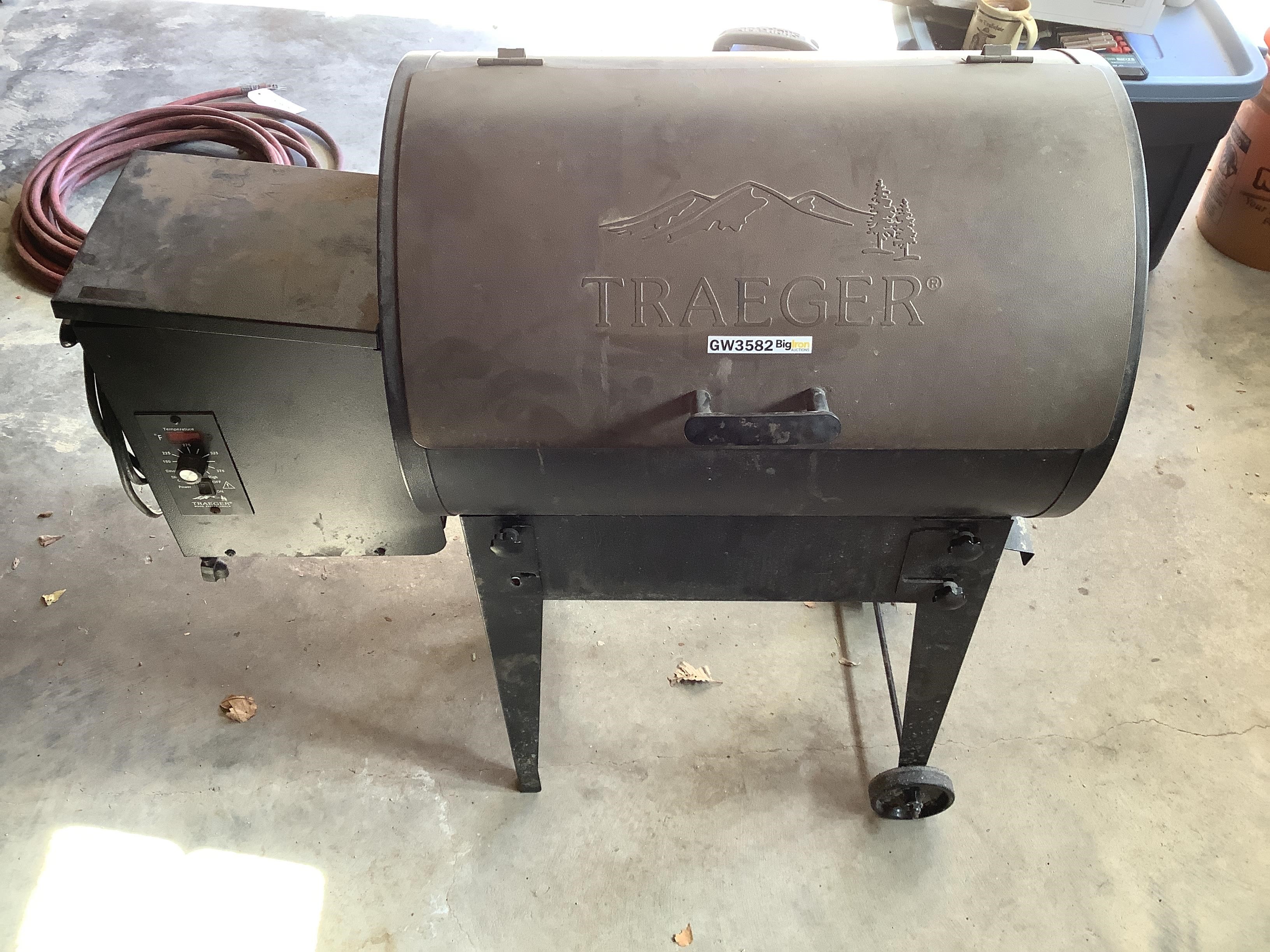 Traeger Tfb30lzb Pellet Grill Bigiron Auctions 