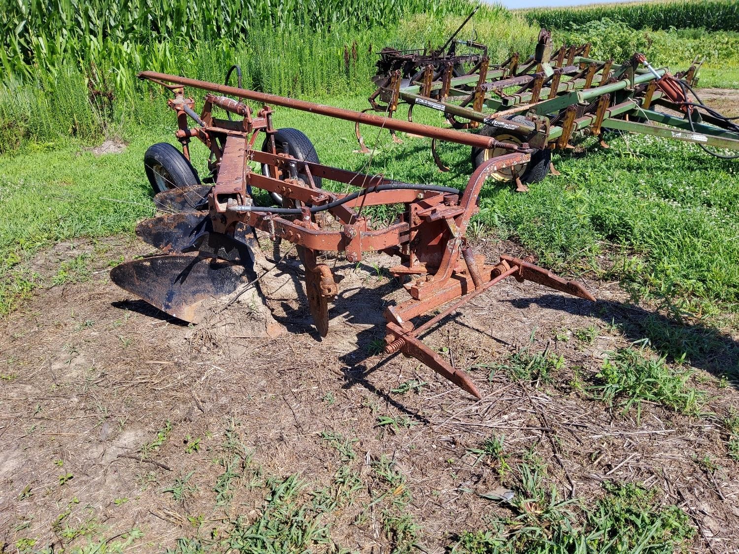 International 535 3 Bottom Plow BigIron Auctions