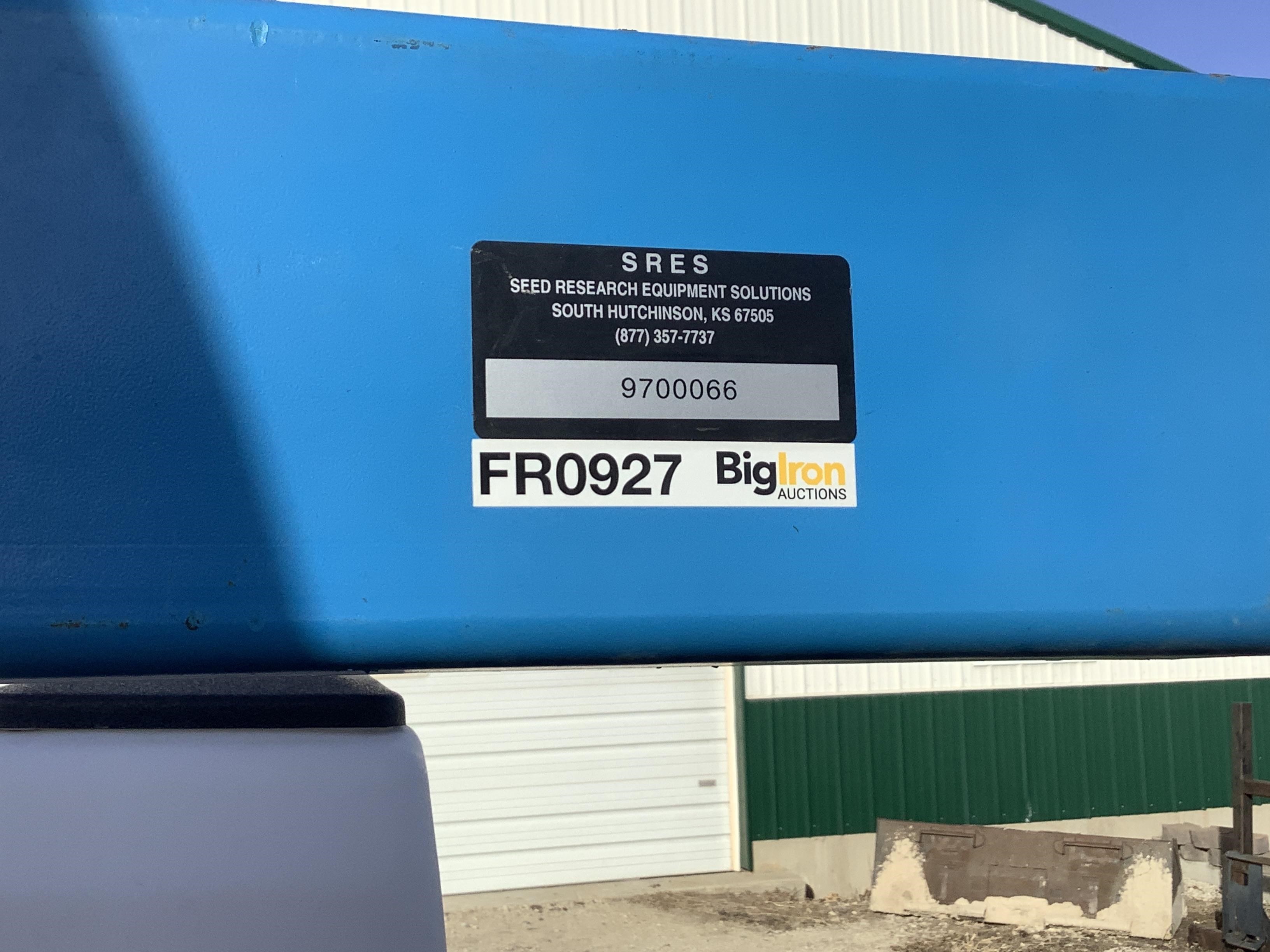 Kinze 3500 8r30 Planter Bigiron Auctions