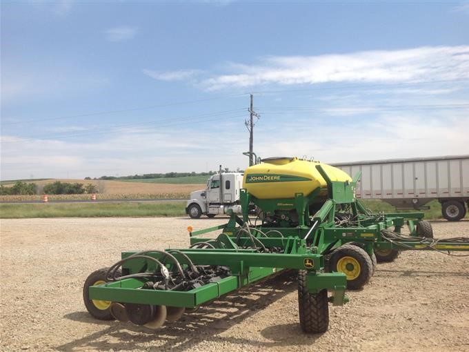 2010 John Deere 1990 CCS Air Seeder BigIron Auctions