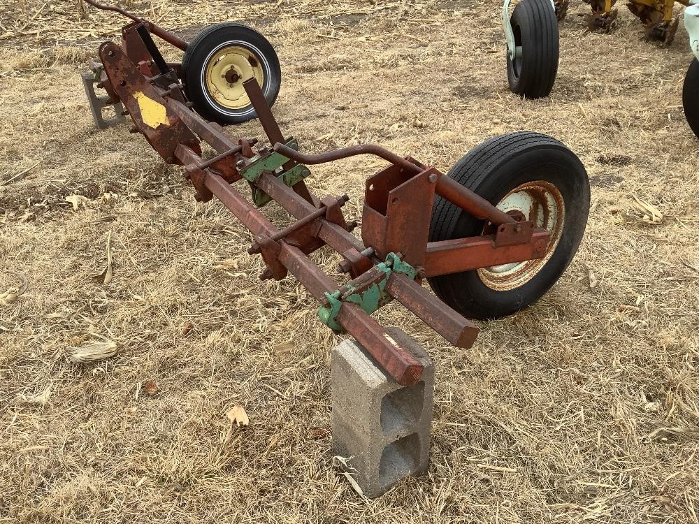 Double Diamond Tool Bar With Roller BigIron Auctions