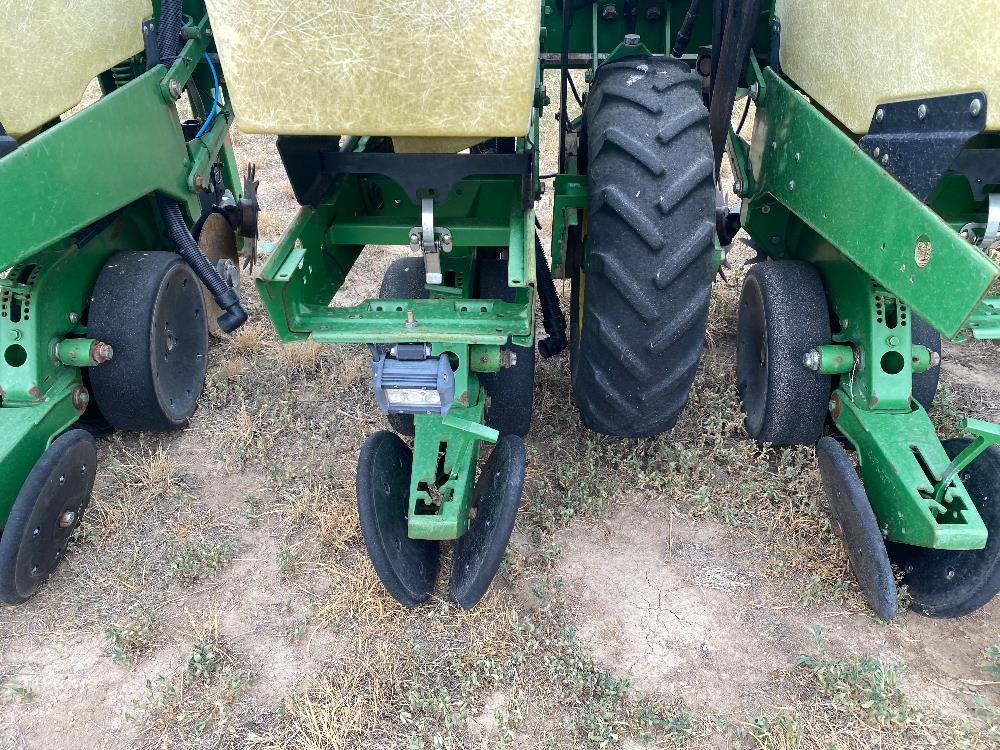 John Deere 1720 12-Row Planter BigIron Auctions