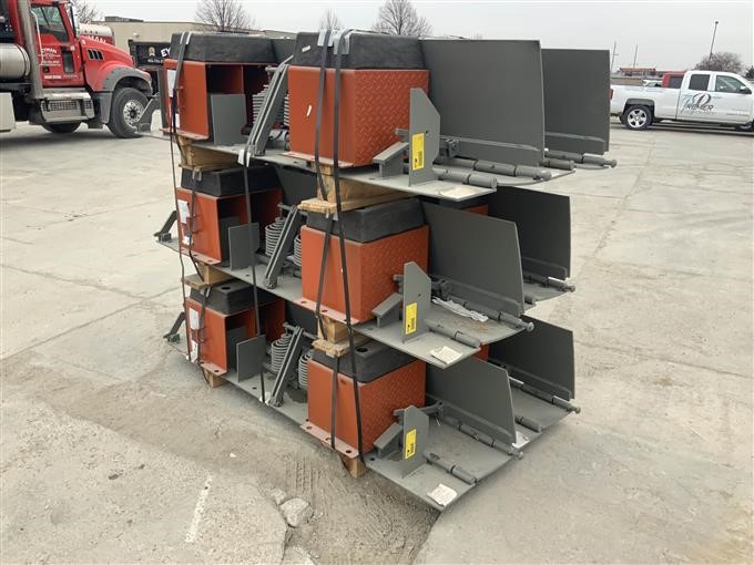 2019 Dm Mechanical Dock Levelers & NeverLift Dock Levelers BigIron Auctions