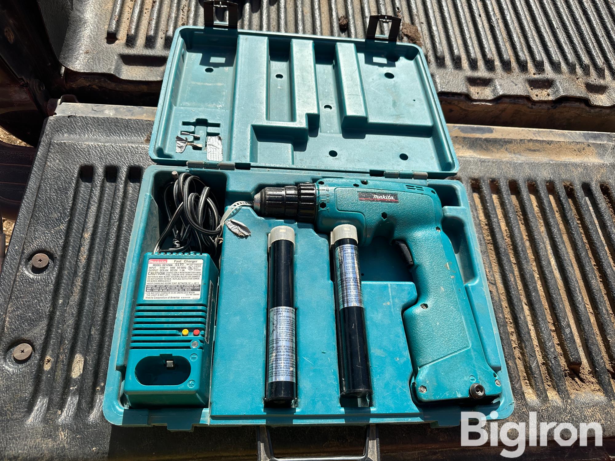 Makita Battery Powered Drill BigIron Auctions