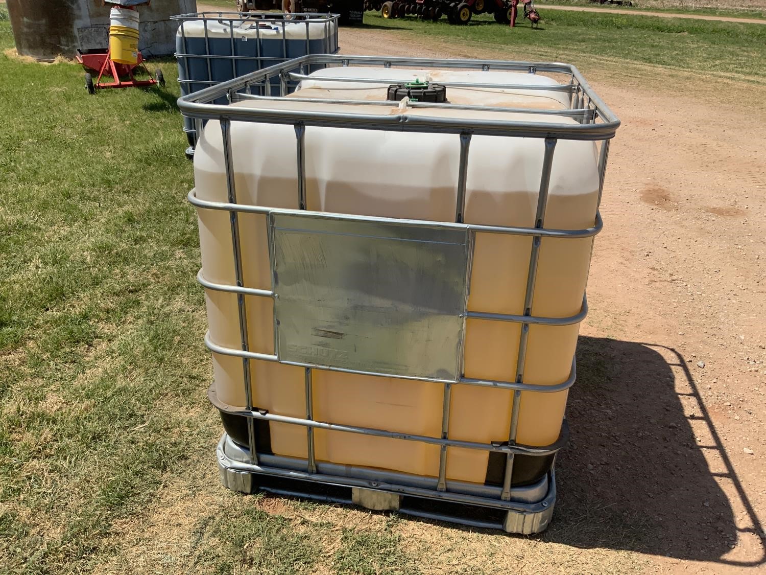 AMS SURFACTANT 265 Gallon Tote BigIron Auctions