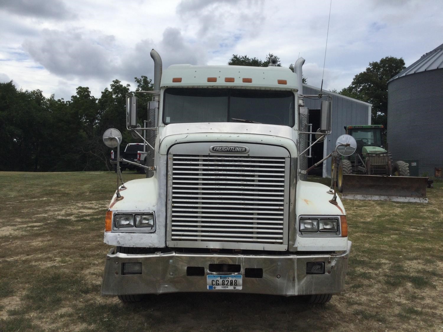 Stock# CN1713 USED 1998 FREIGHTLINER LONG CONV., 