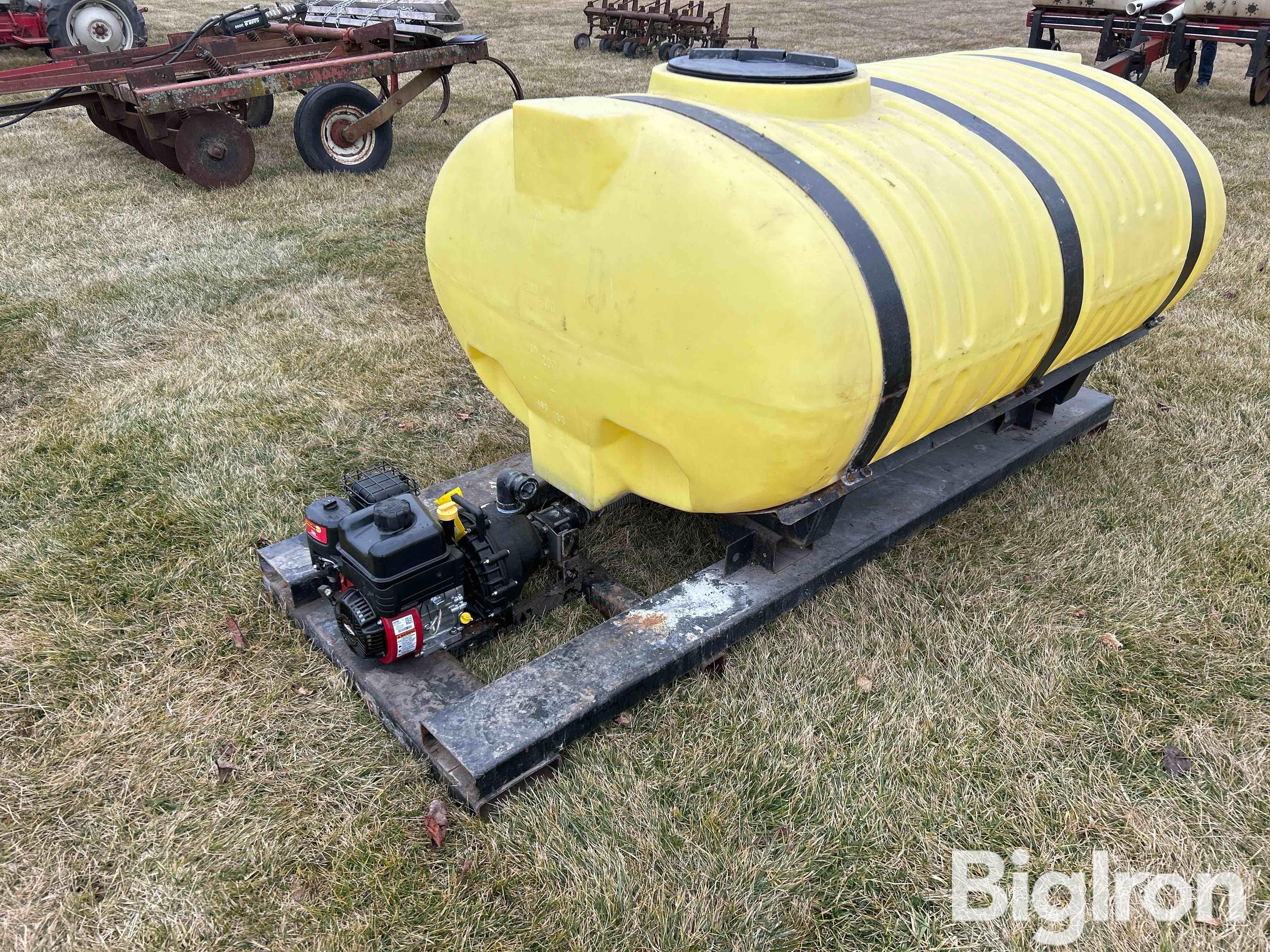 Flex-Lite Water Pressure Tank & CountyLine Pump BigIron Auctions