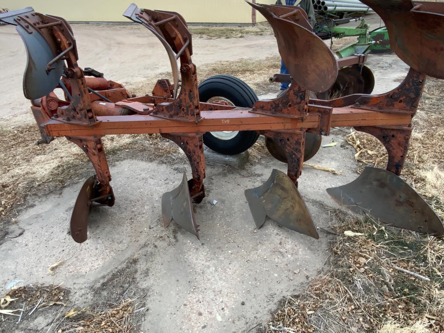 International 4 Bottom Roll-Over Plow BigIron Auctions