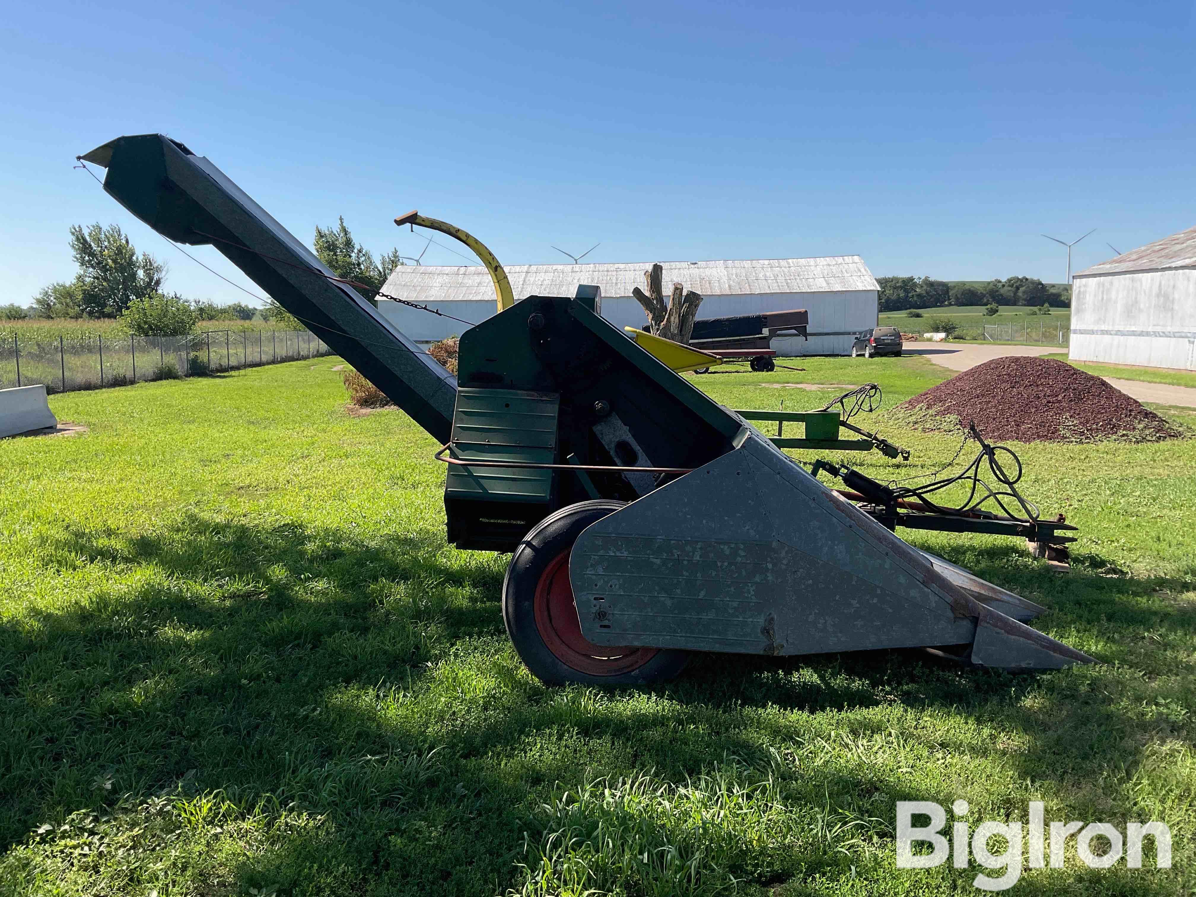 New Idea 311 Corn Picker Bigiron Auctions