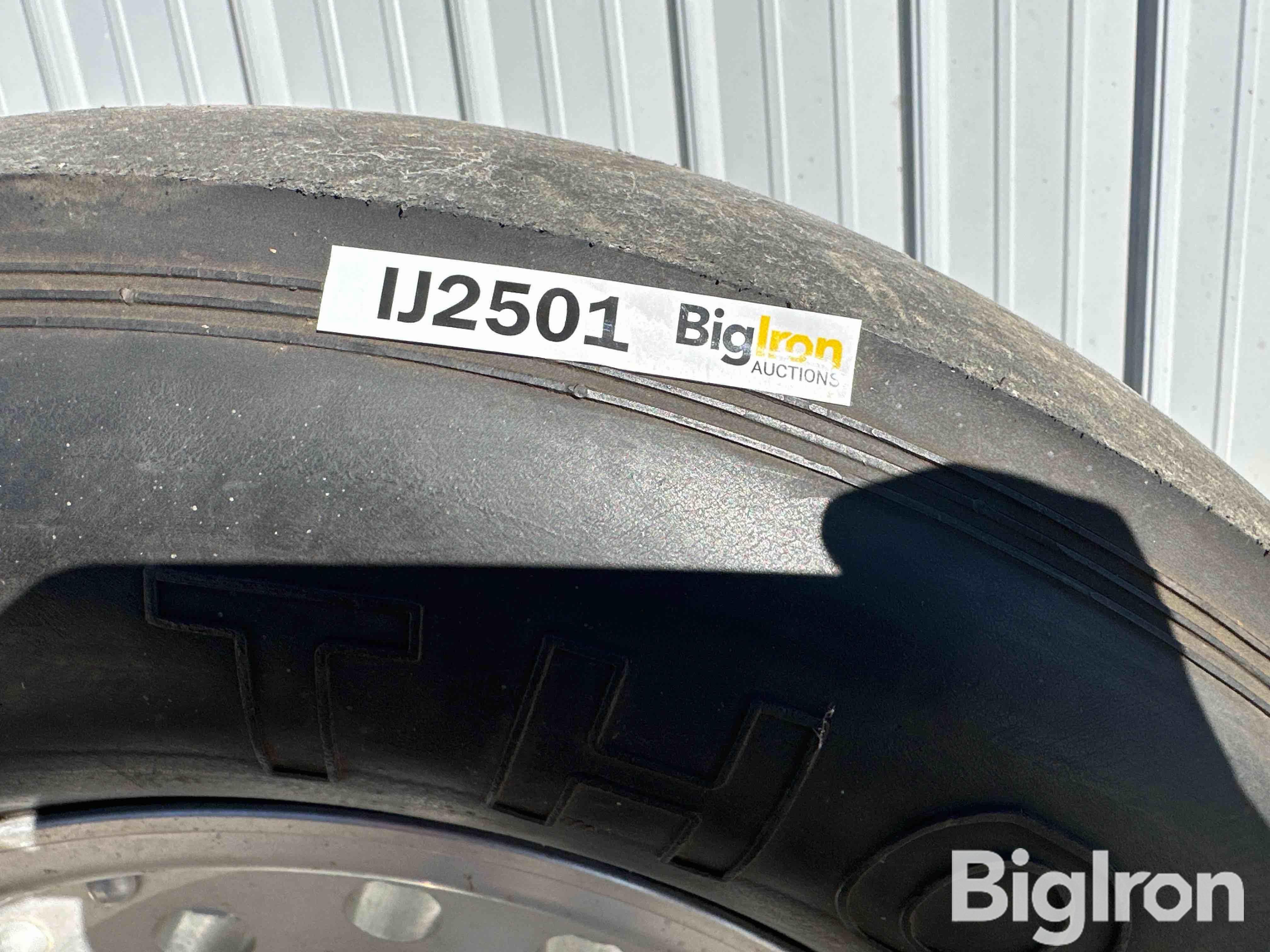 Mickey Thompson ET 28.0/9.0-15 Drag Tires BigIron Auctions