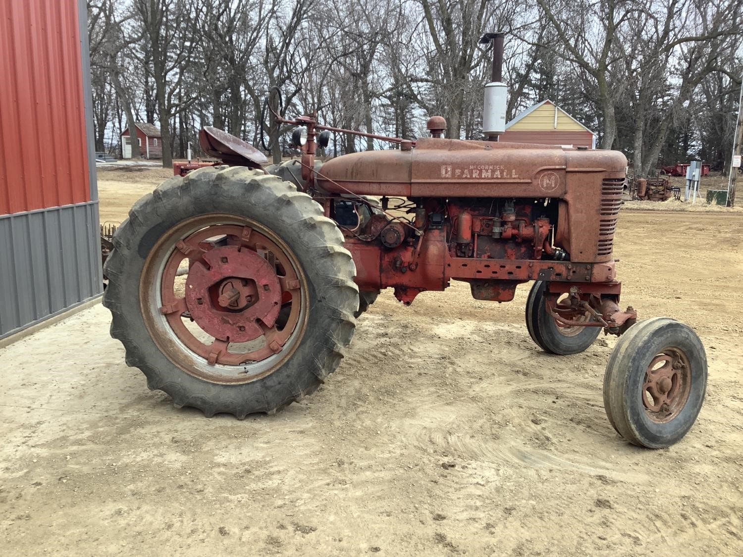 1949 International M 2WD Tractor BigIron Auctions