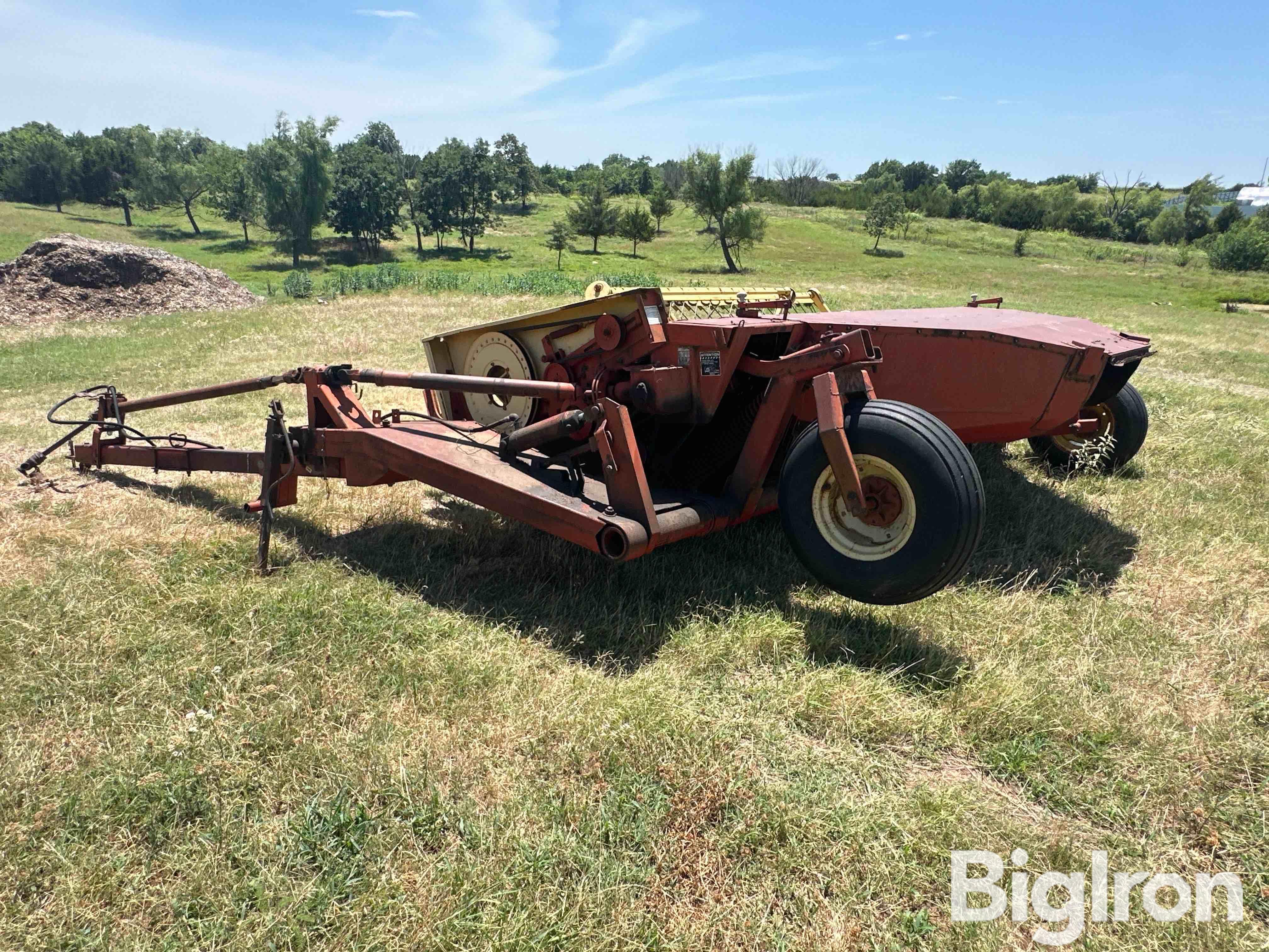 New Holland 495 Pull-Type Swather BigIron Auctions