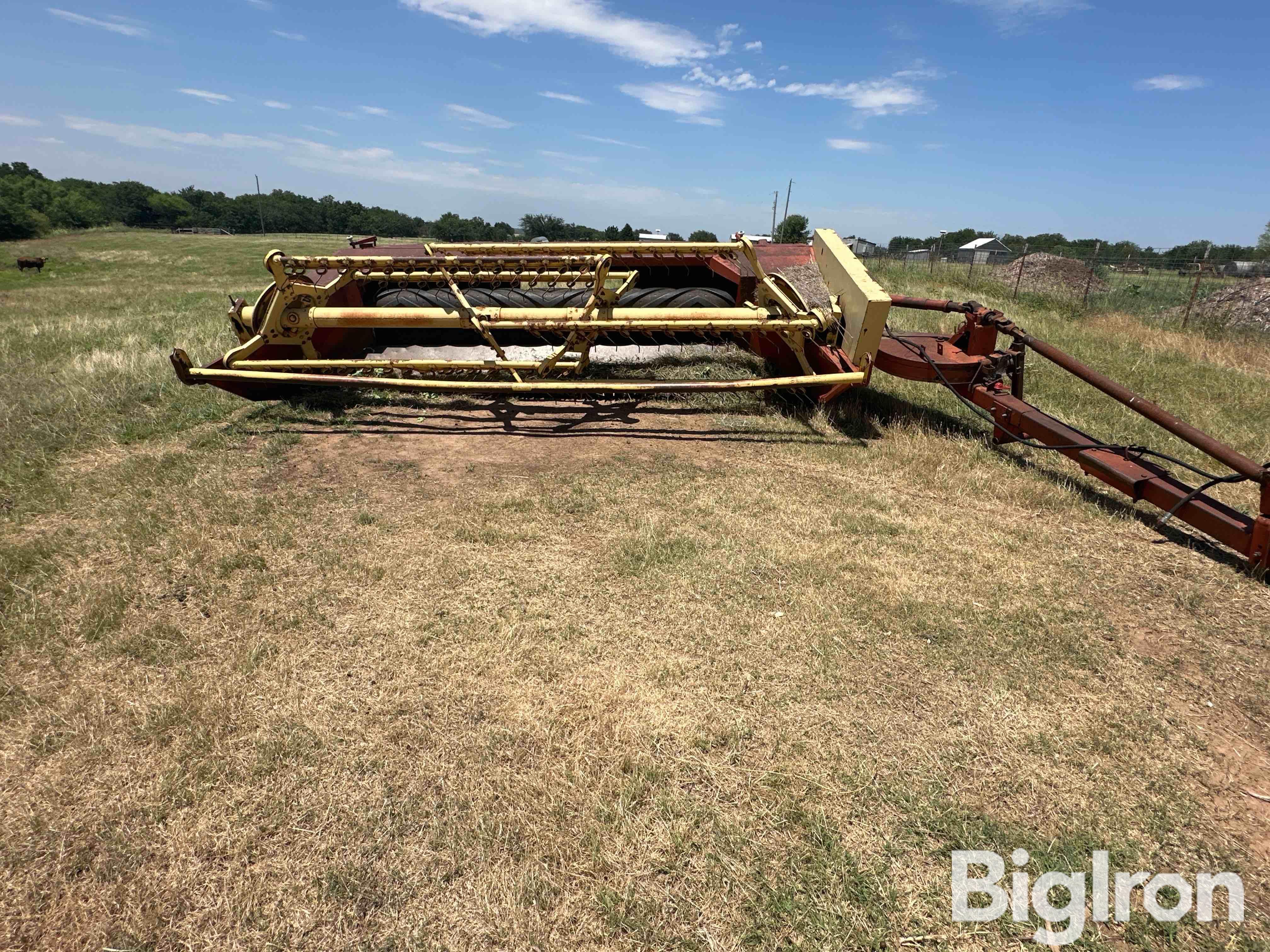 New Holland 495 Pull-Type Swather BigIron Auctions