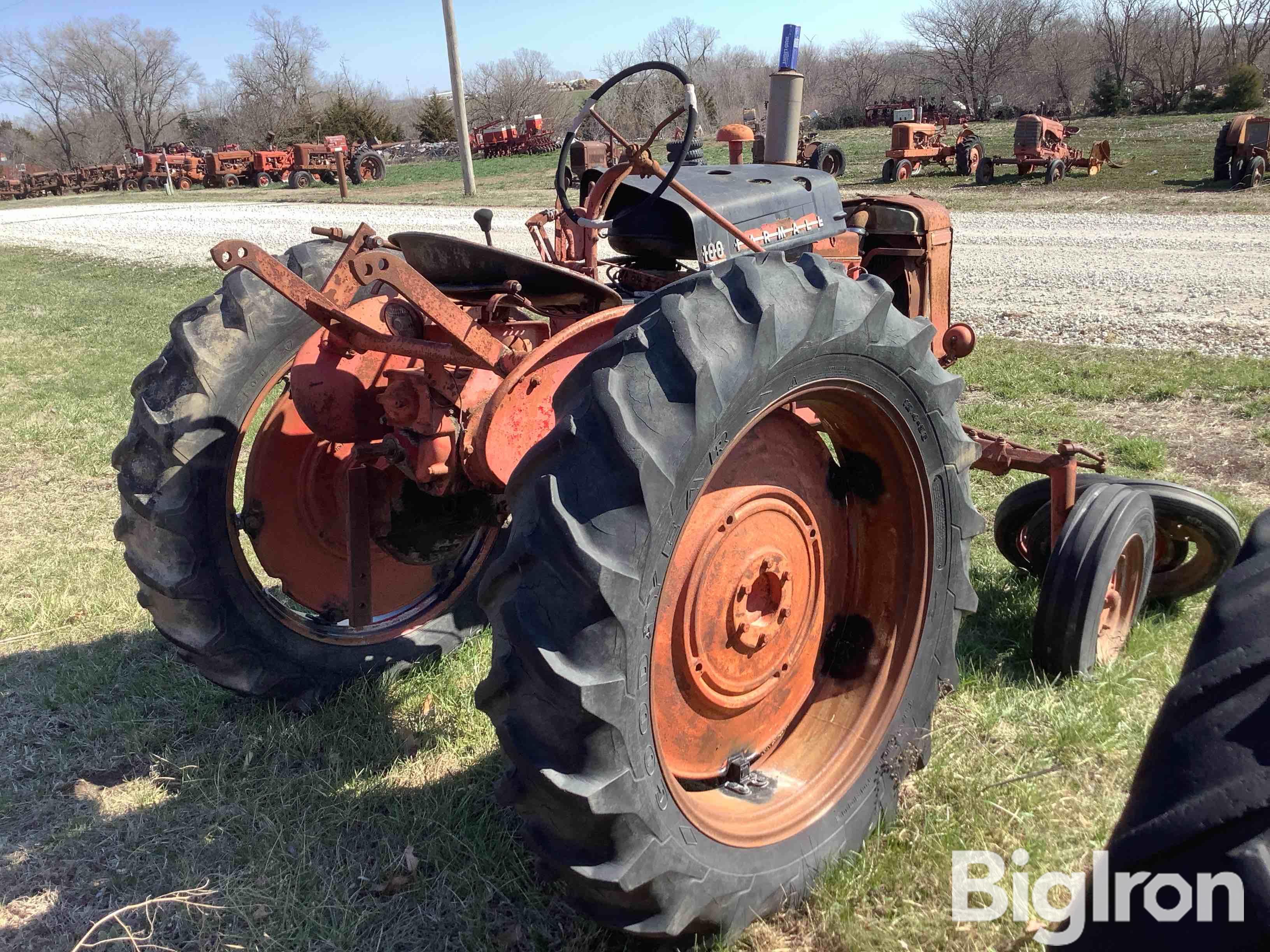 Farmall 100 Hi Clear 2WD Tractor BigIron Auctions