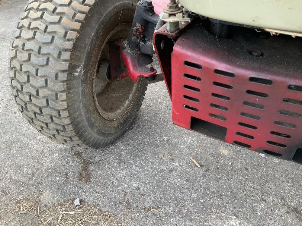 White Gt2150 Lawn Mower Bigiron Auctions