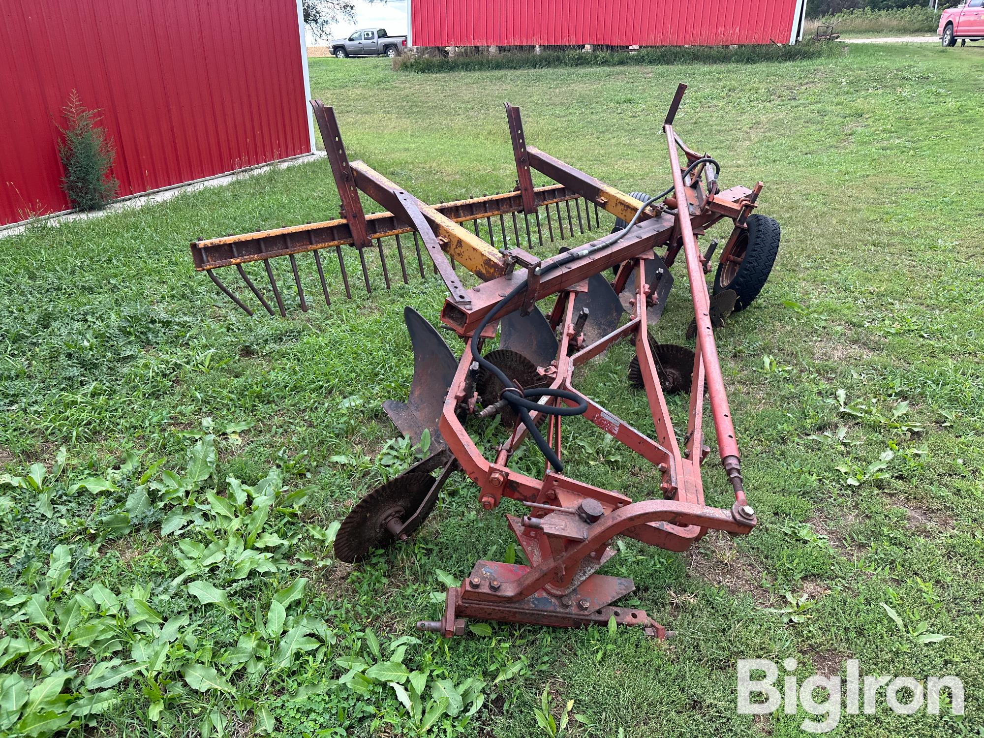 International 550 Semi-Mount Plow BigIron Auctions