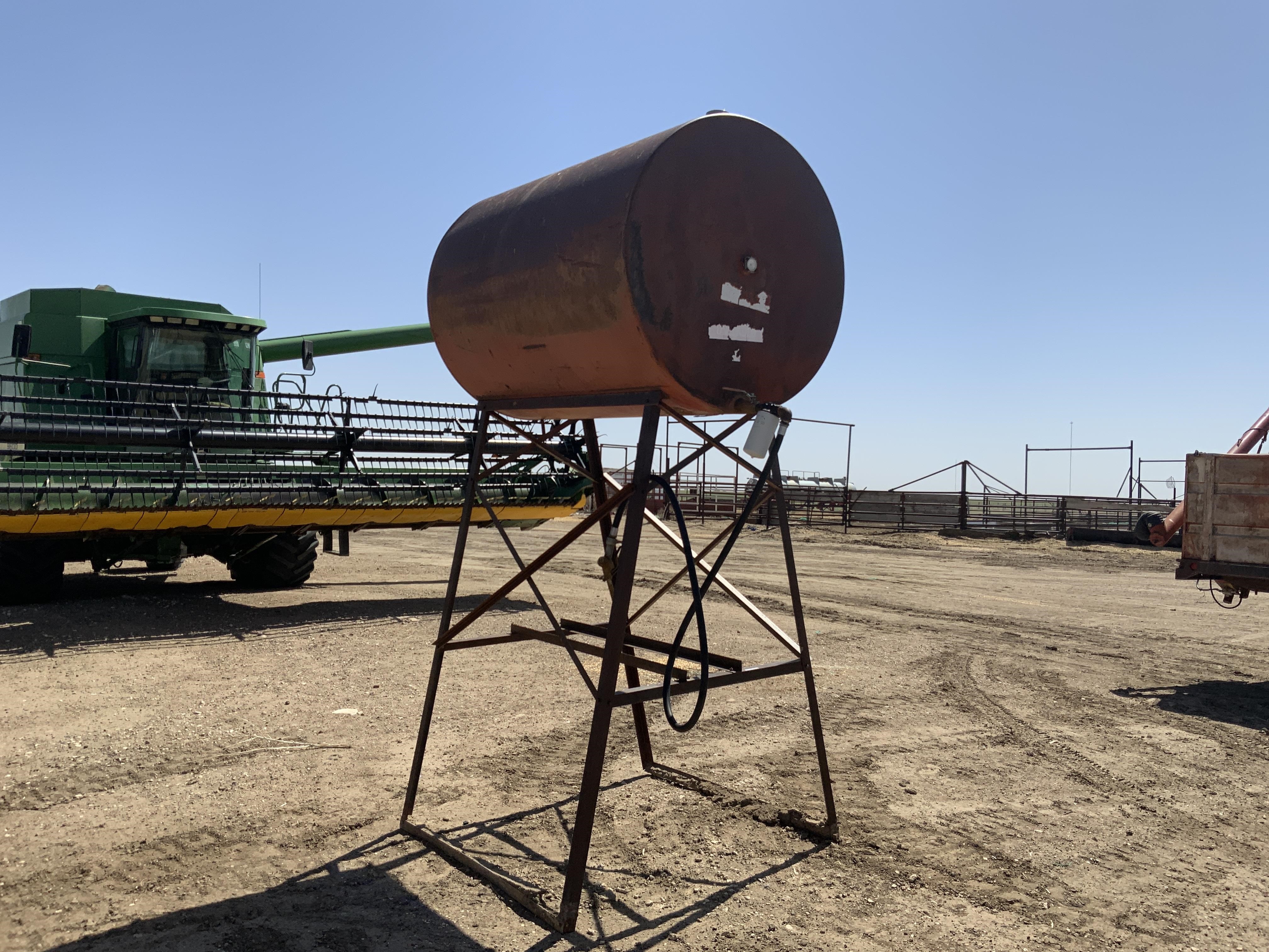 500 Gallon Overhead Farm Fuel Tanks with Stand - Complete