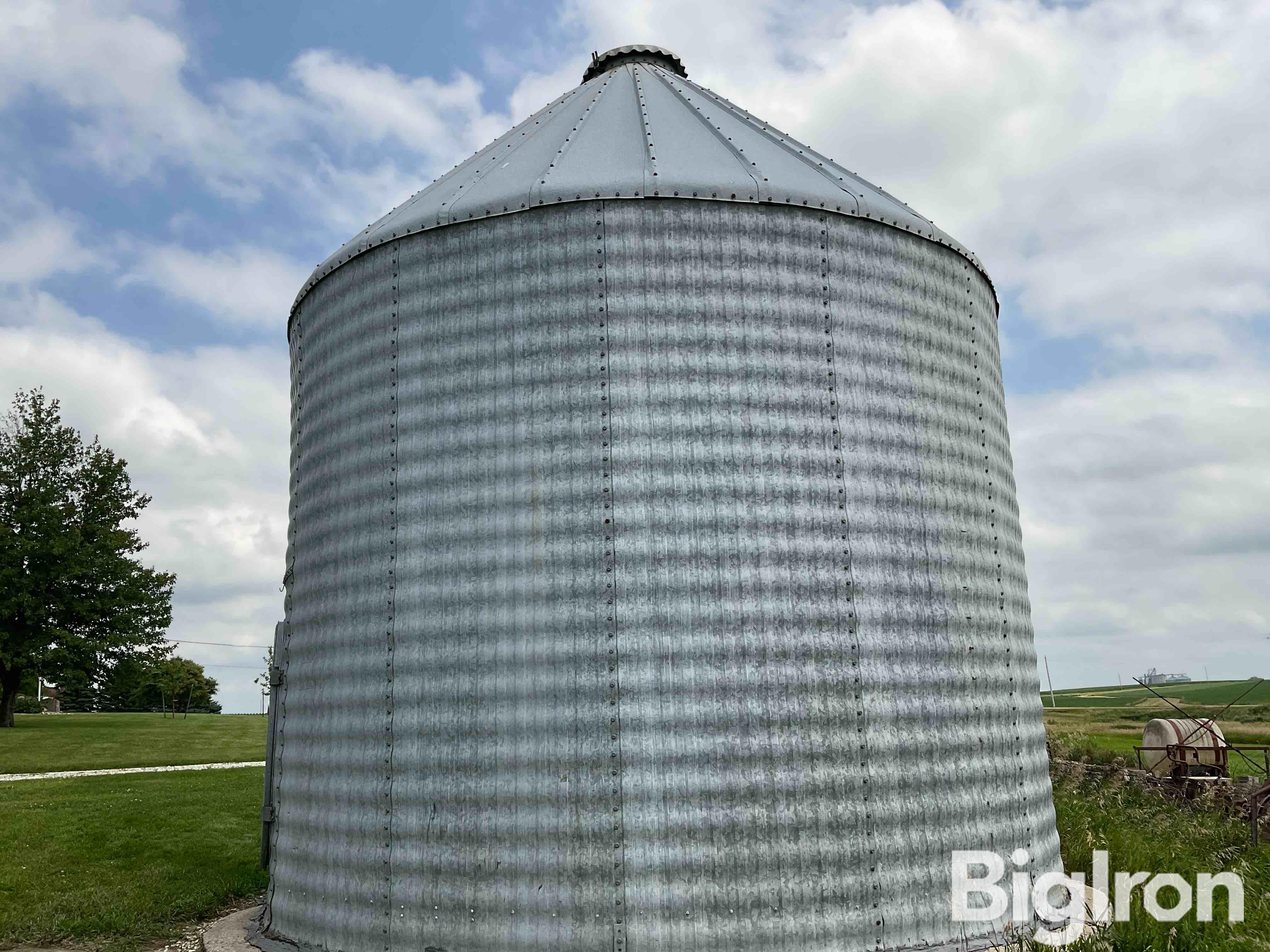 Behlen 15' Diameter Grain Bin BigIron Auctions