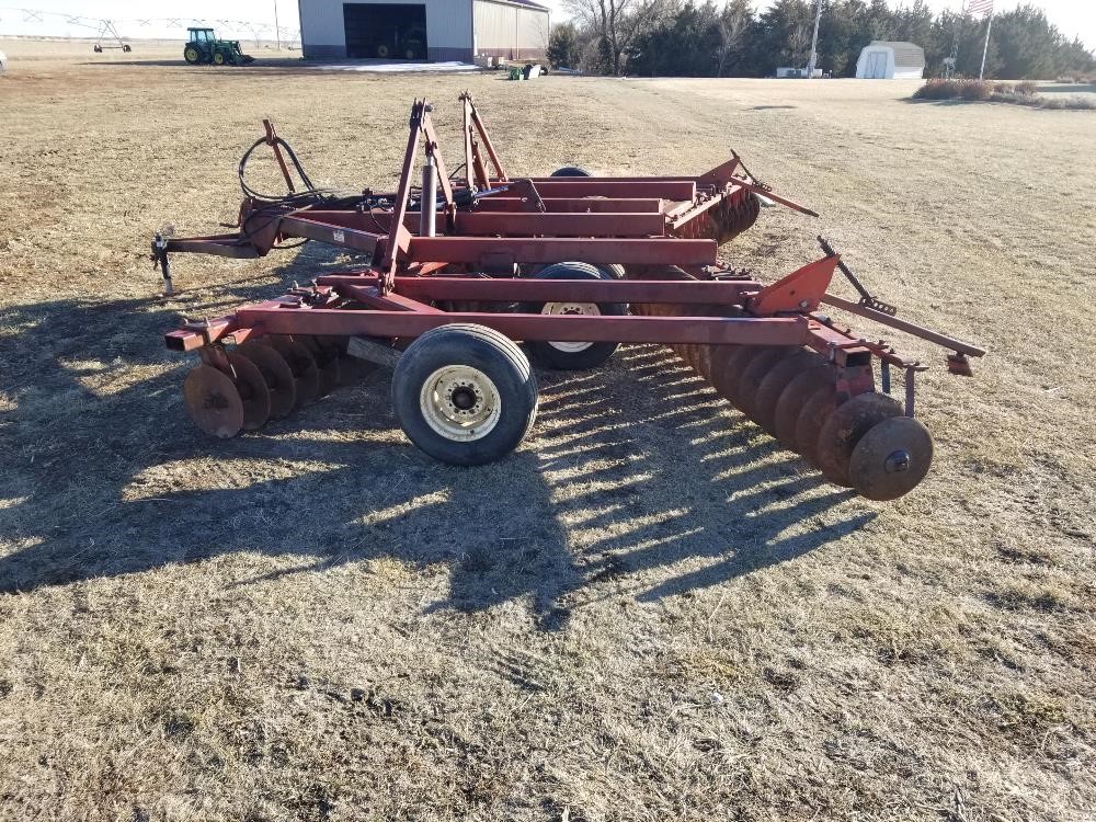 International 490 Disk BigIron Auctions