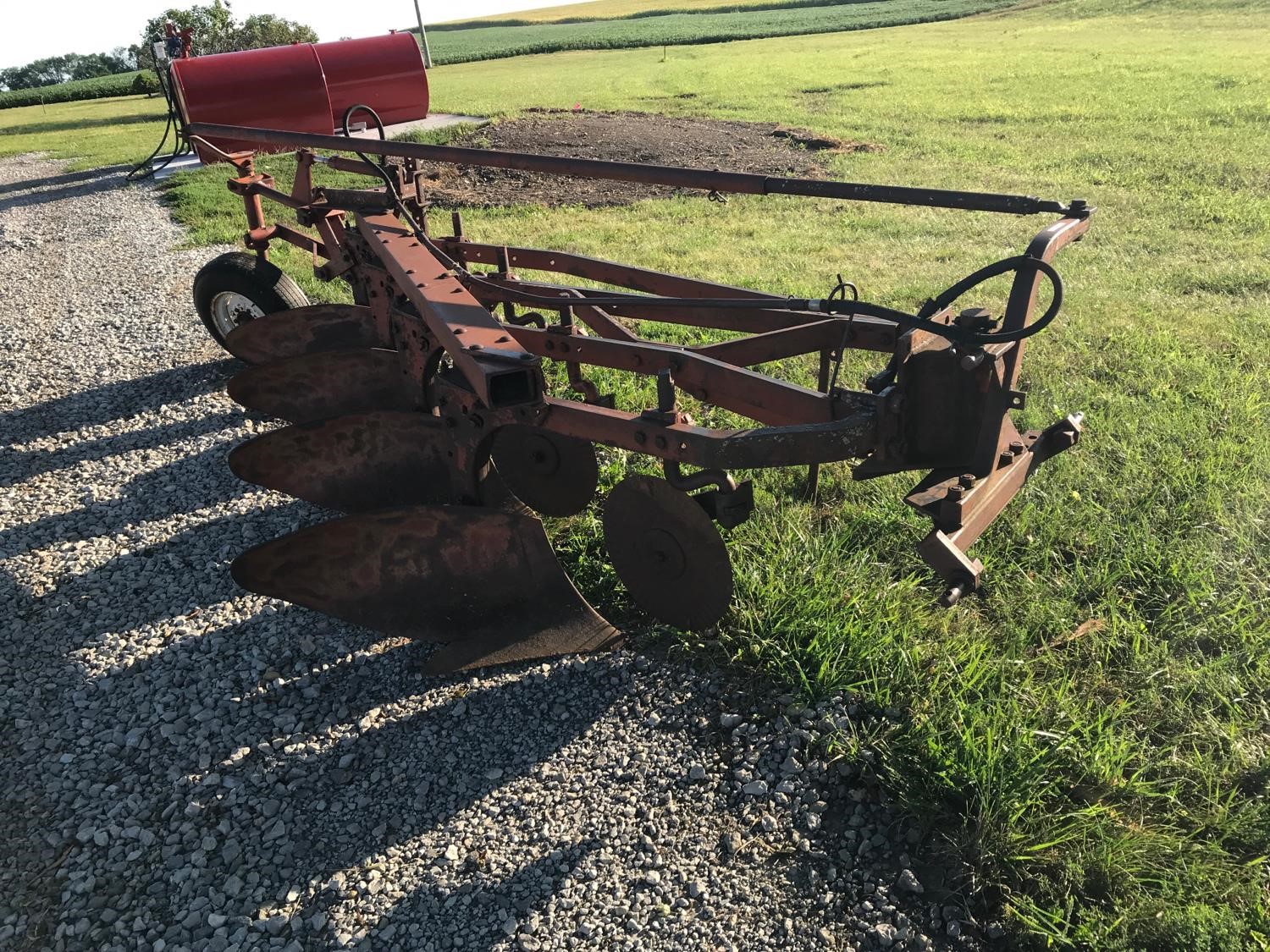 International 540 Plow BigIron Auctions