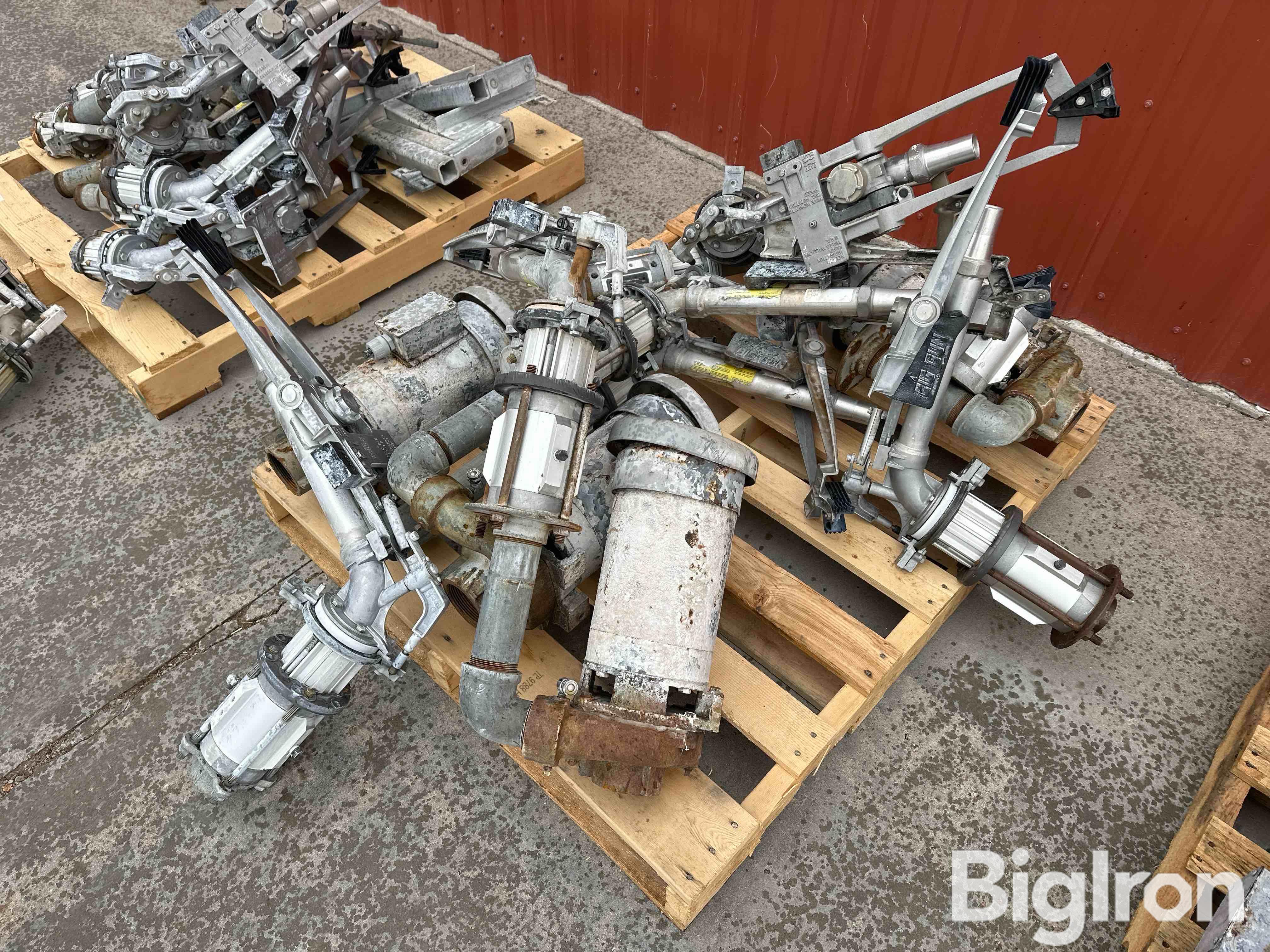 Pivot End Guns And Booster Pumps BigIron Auctions