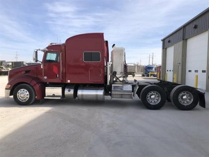 2013 Peterbilt 386 T A Truck Tractor Bigiron Auctions