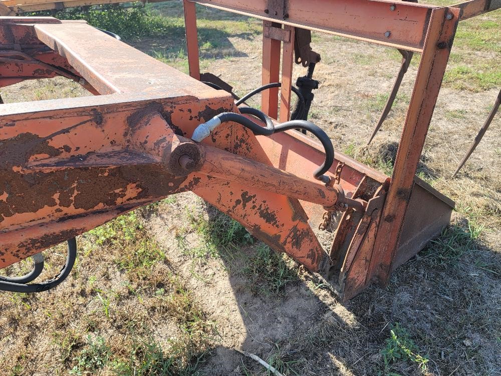 Farmhand F11 Loader BigIron Auctions