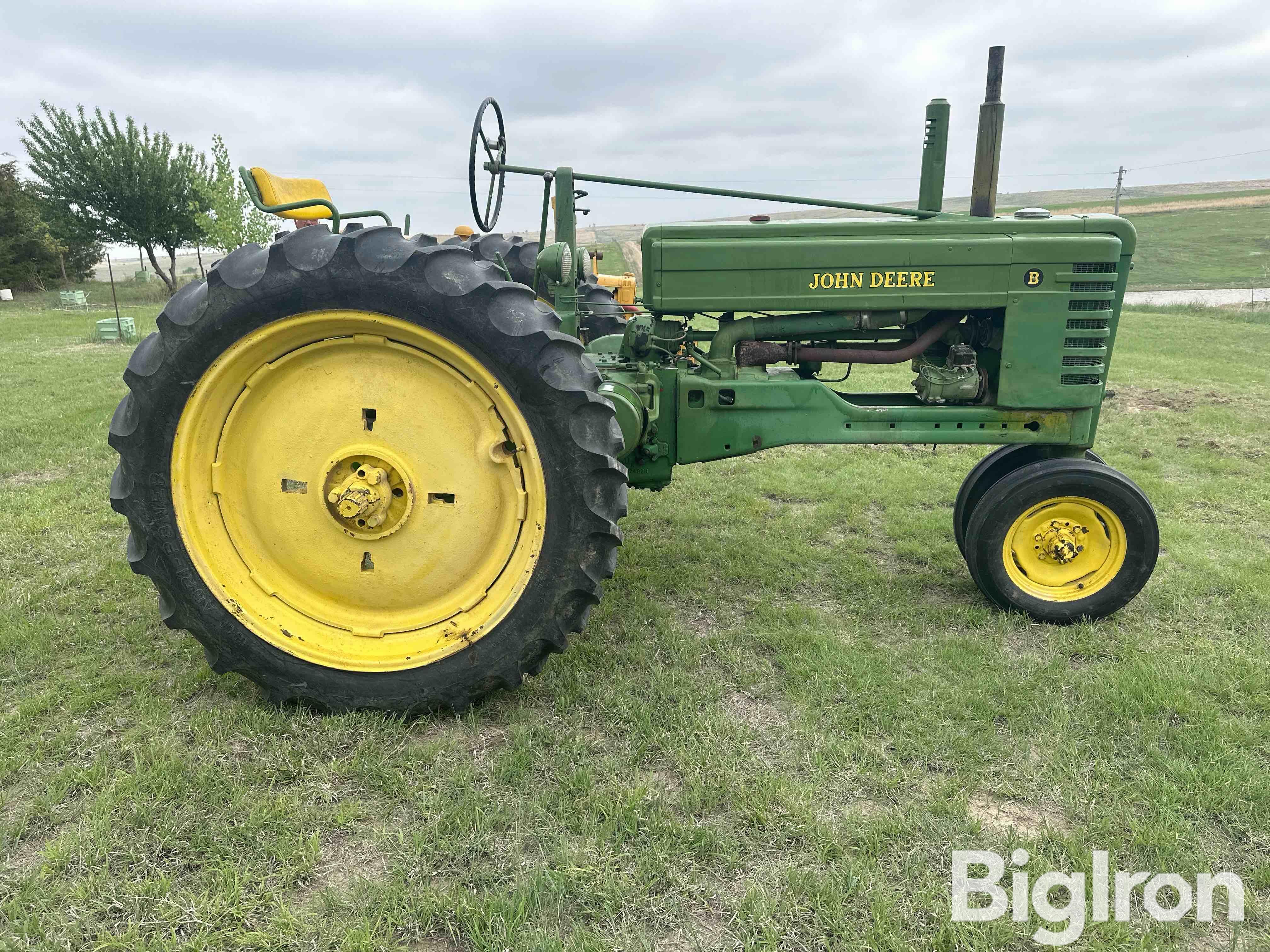 1949 John Deere B 2WD Tractor BigIron Auctions