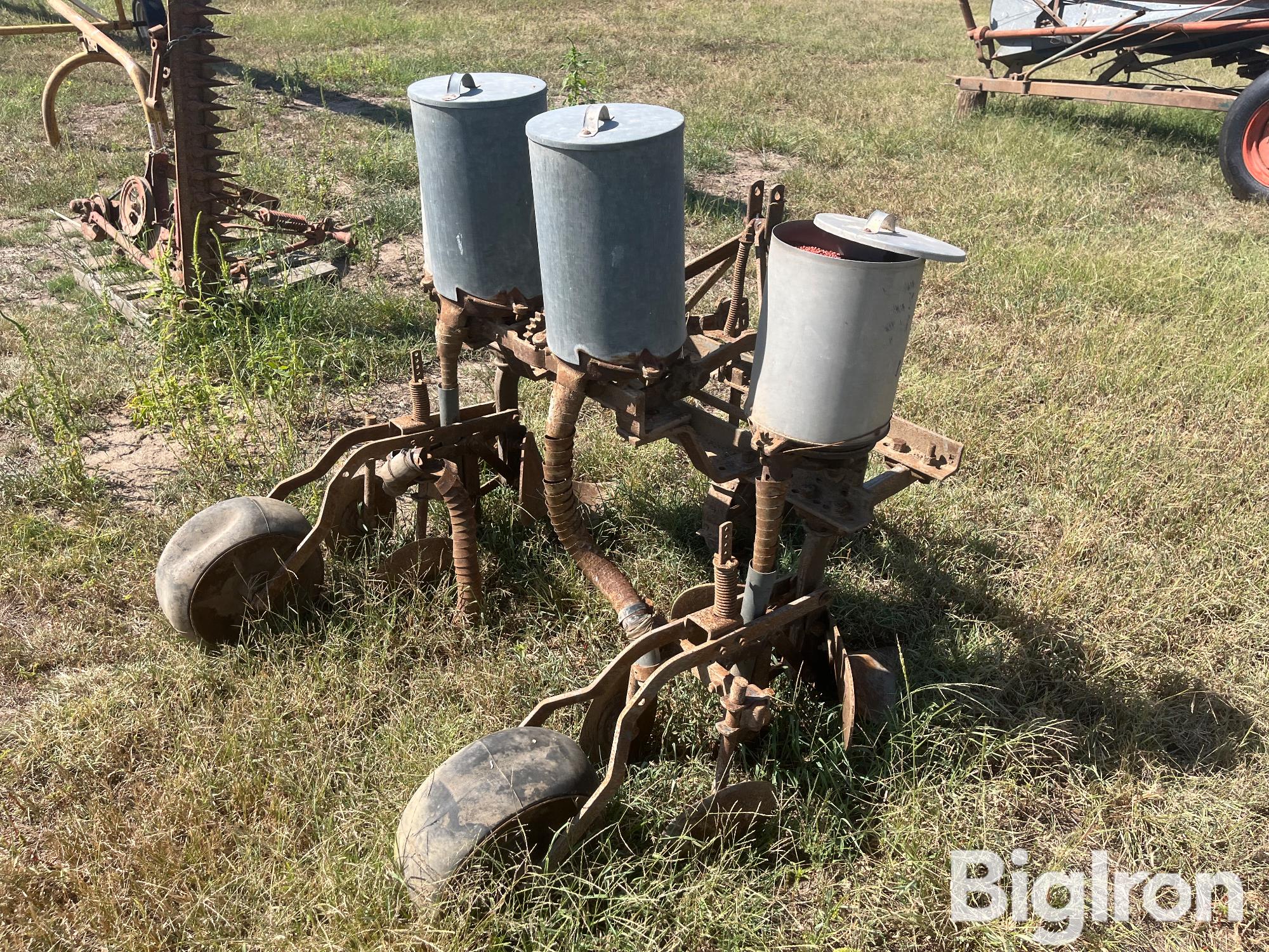 Ferguson 2 Row Planter BigIron Auctions