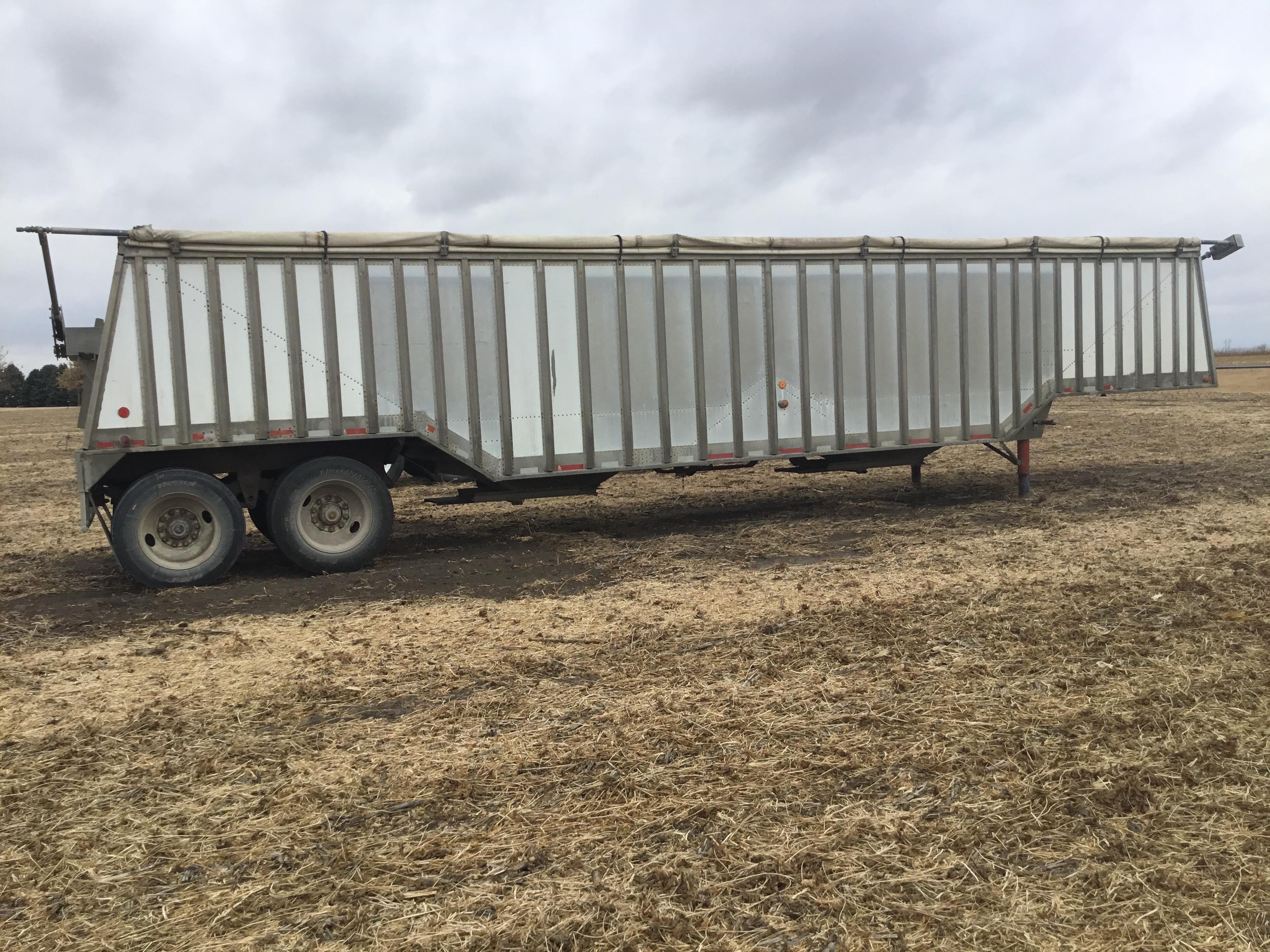 1980 Cornhusker T/A Grain Trailer BigIron Auctions