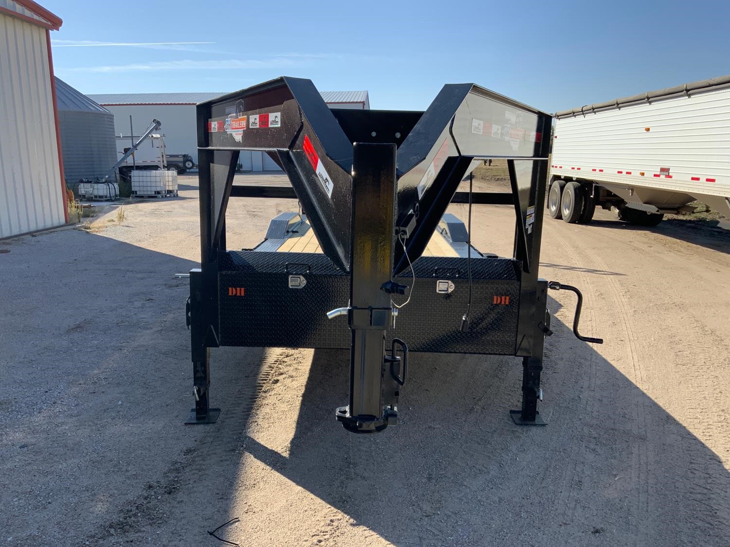 2022 DH 25’ X 102” Wide Fifth Wheel T/A Flatbed Trailer BigIron Auctions