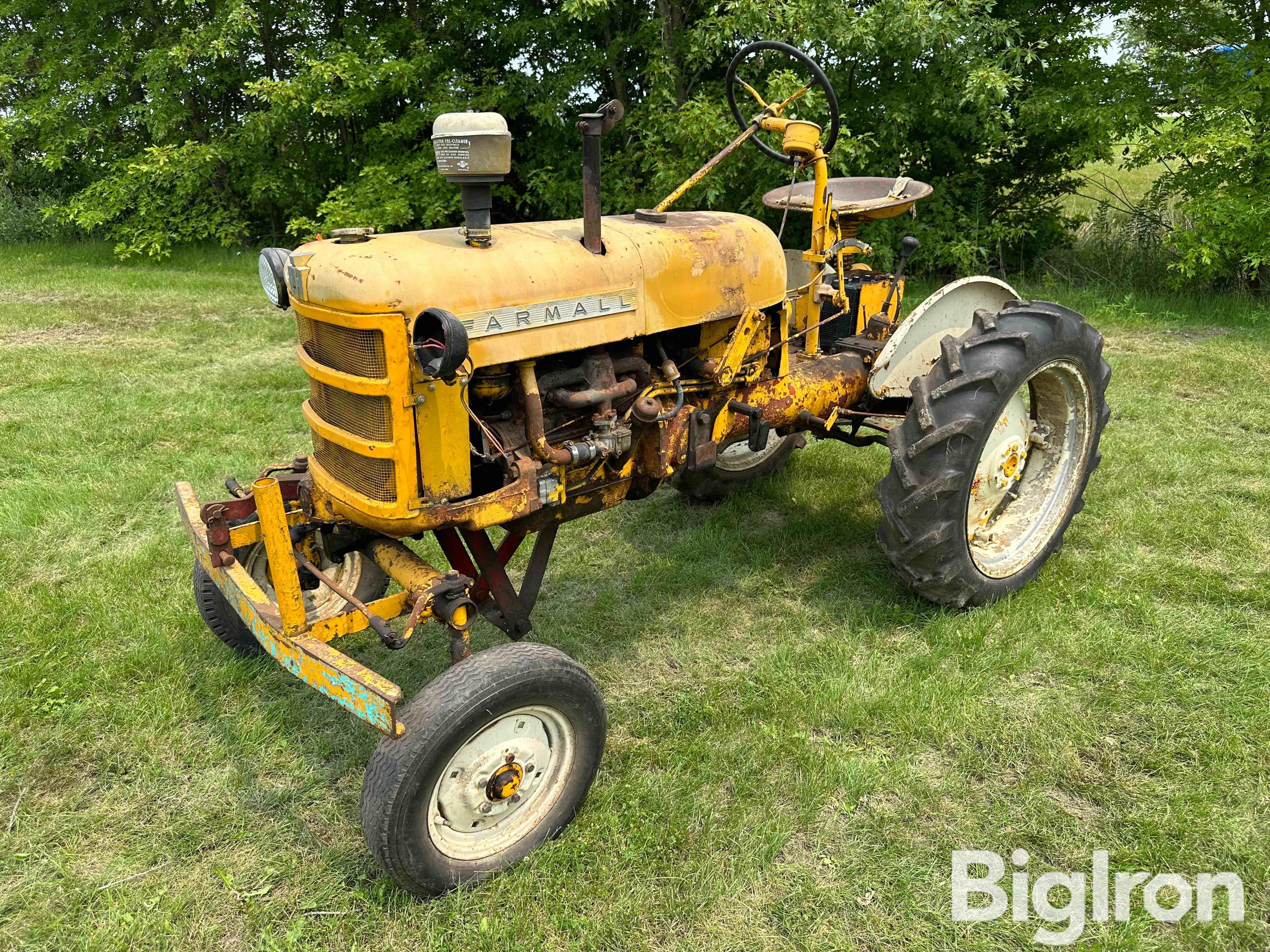 Farmall Cub 2WD Tractor BigIron Auctions