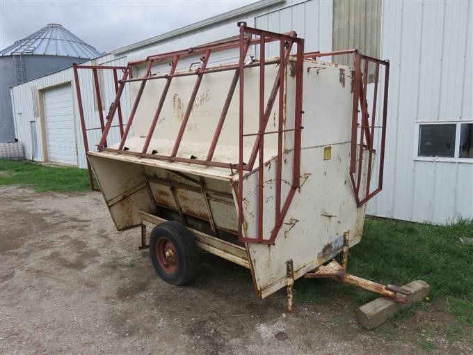 1995 Apache CF891 Calf Creep Feeder With Gates BigIron Auctions