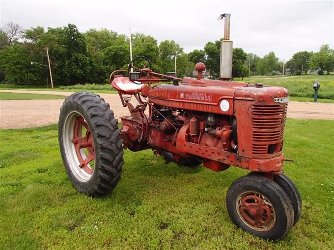 1947 International Farmall M Tractor BigIron Auctions