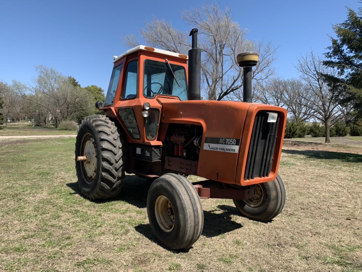 1974 Allis-Chalmers 7050 2WD Tractor BigIron Auctions